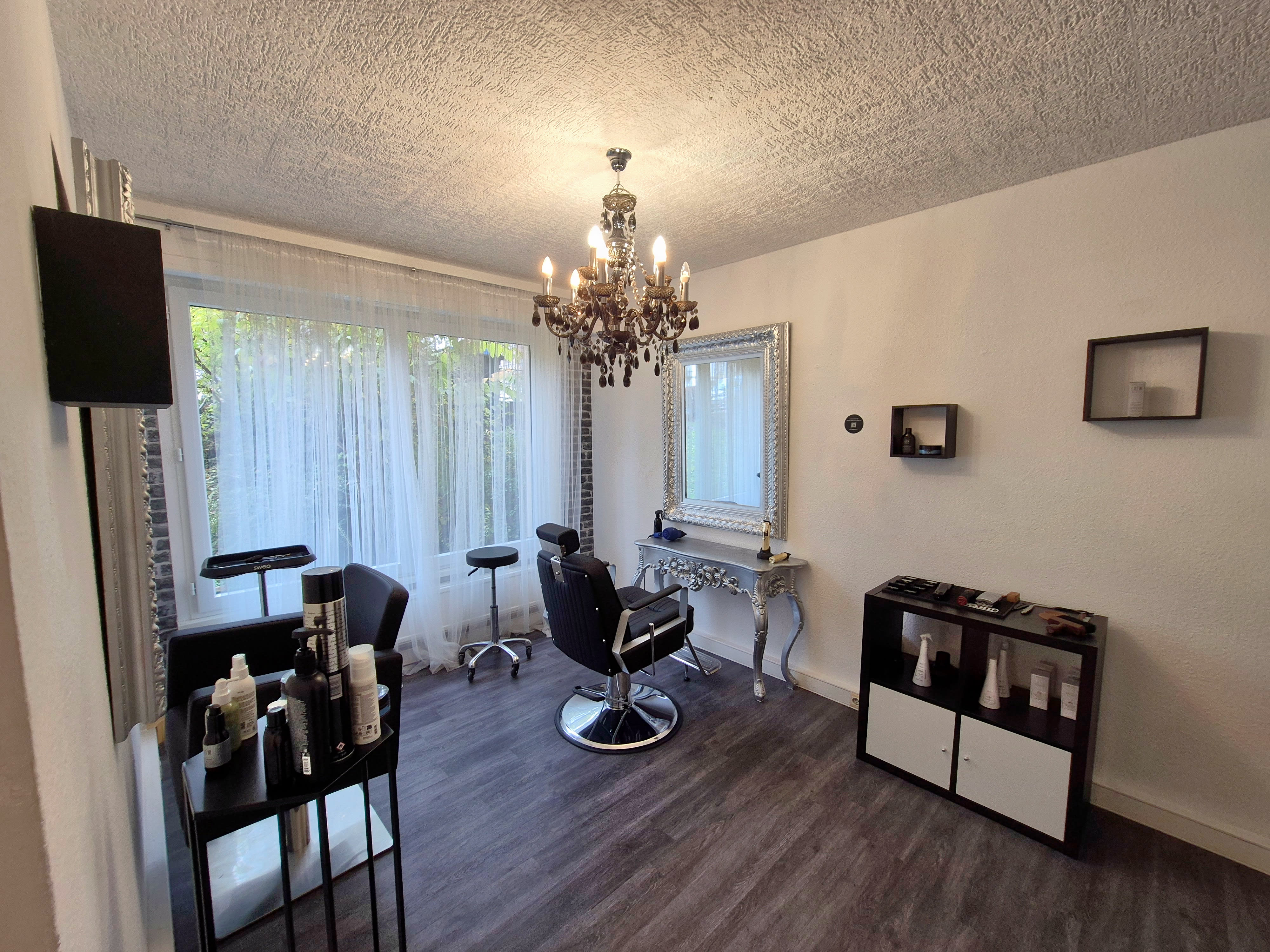 Le Salon For Men