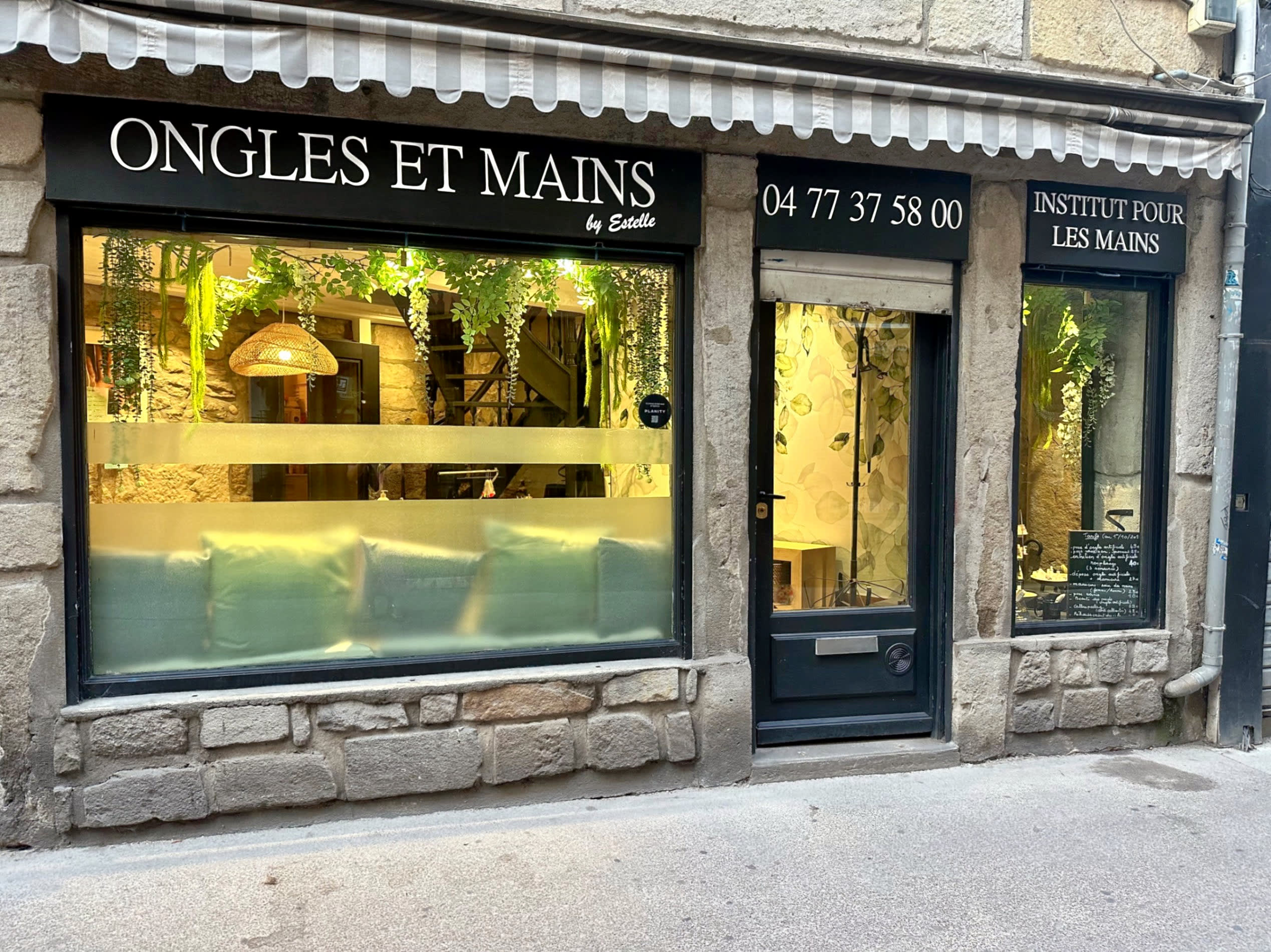 Ongles et Mains