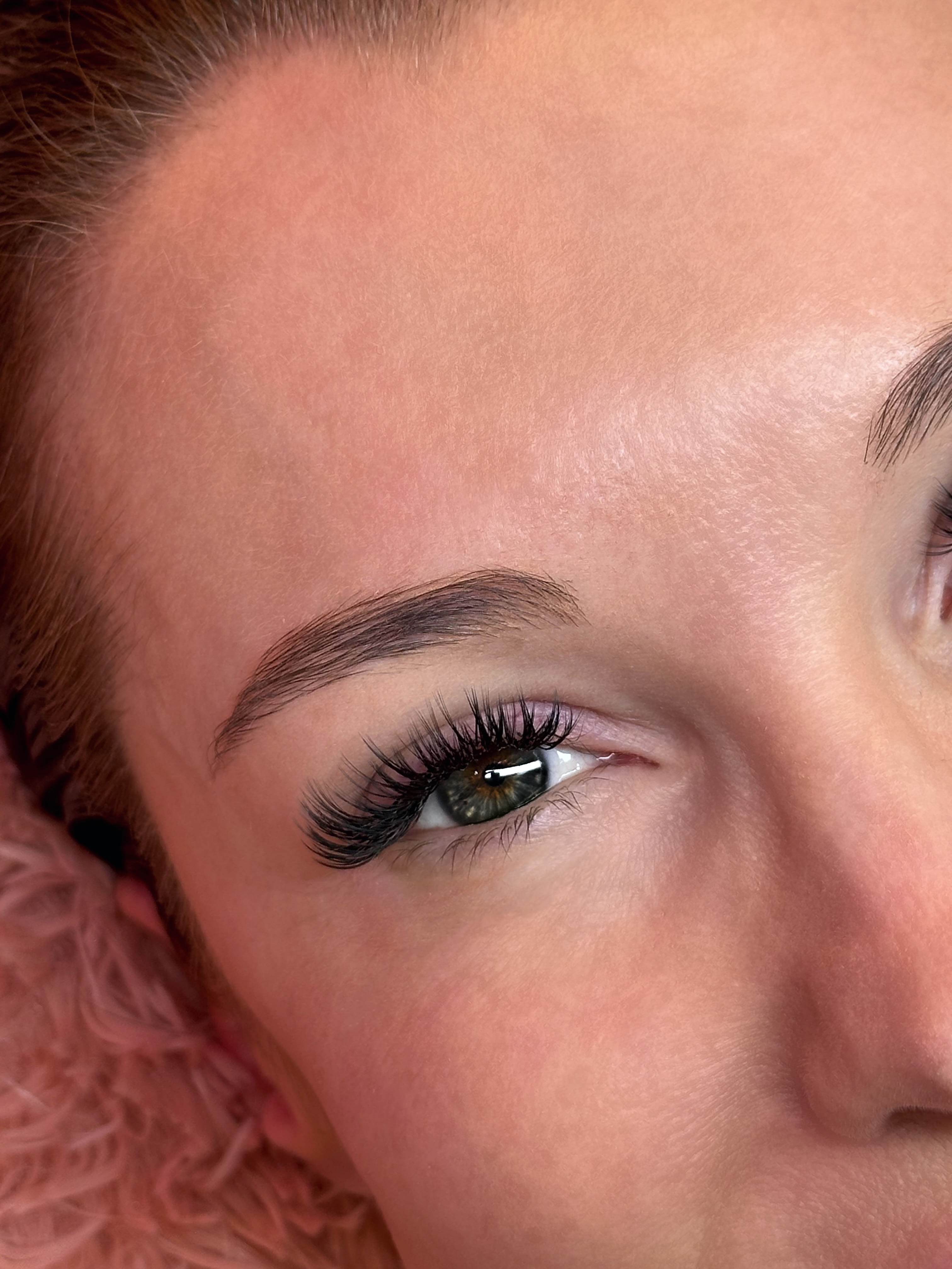 Lashes and Brows by Ksenia - Institut de beauté Antibes - Lashes and Brows by Ksenia - Photo Galerie - OneBooking