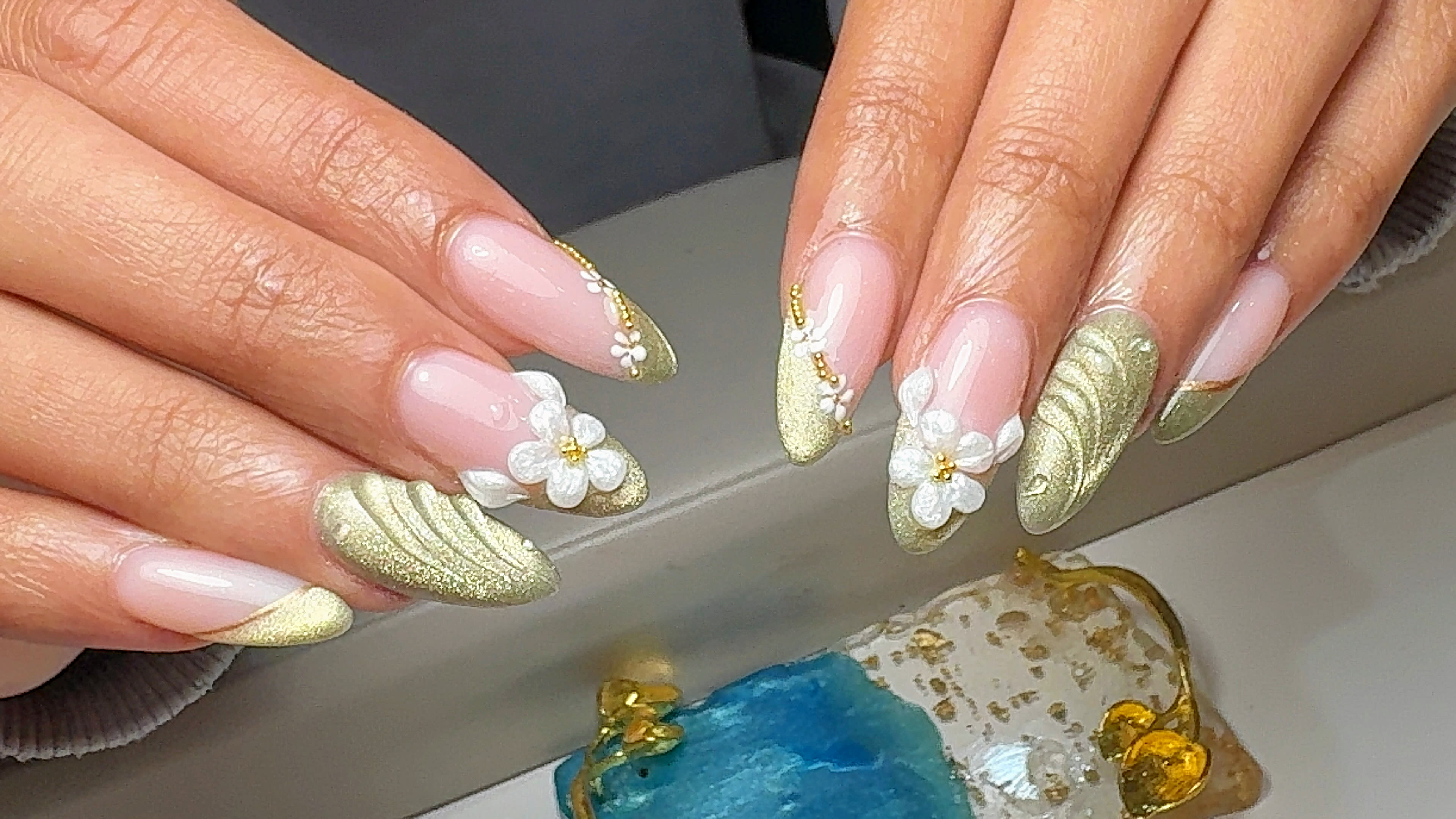 Nails Maison - Coiffure Toulouse - Nails Maison - Photo Galerie - OneBooking