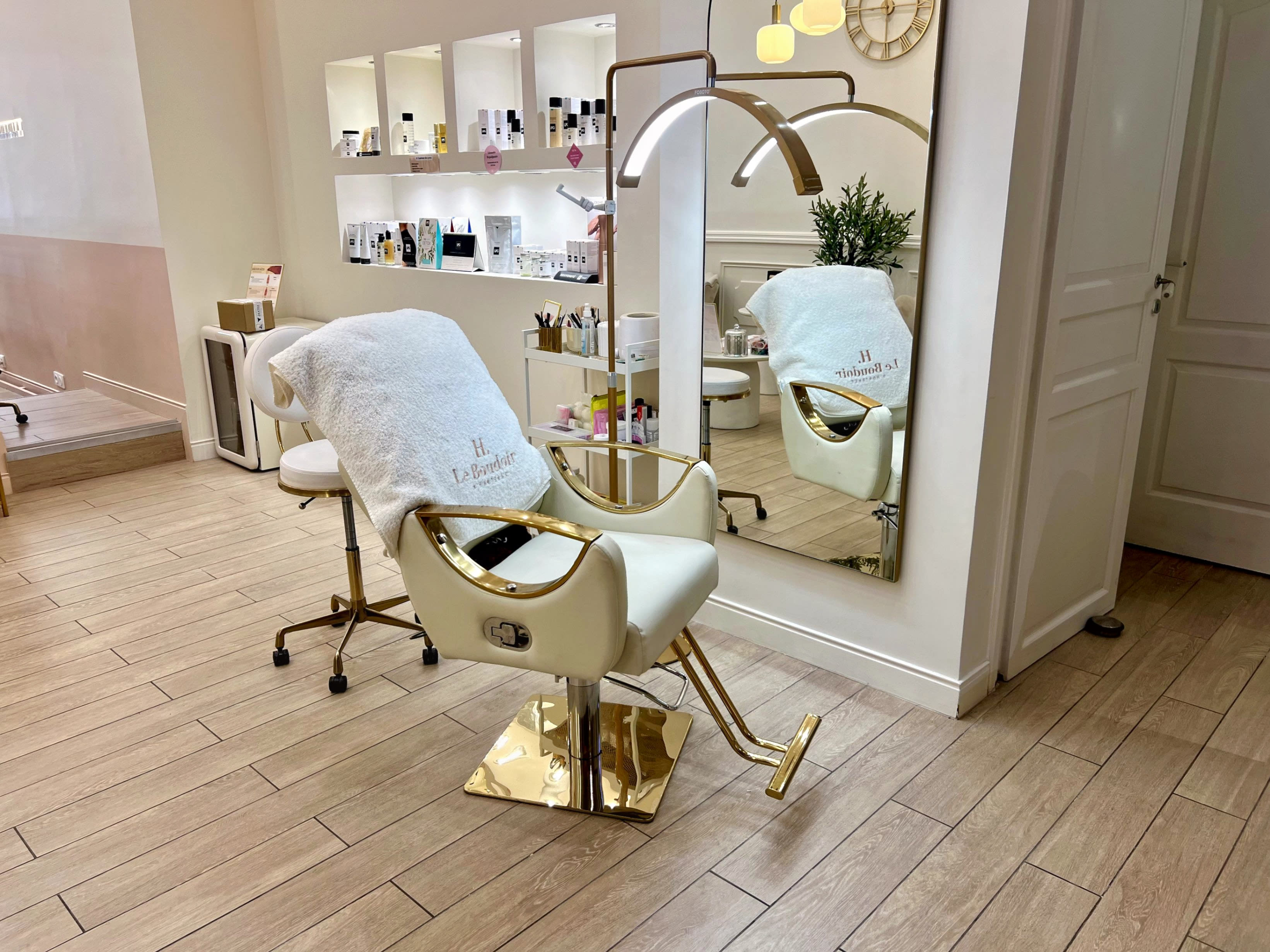 Le Boudoir d'Hortense - Onglerie Cannes - Le Boudoir d'Hortense - Photo Galerie - OneBooking