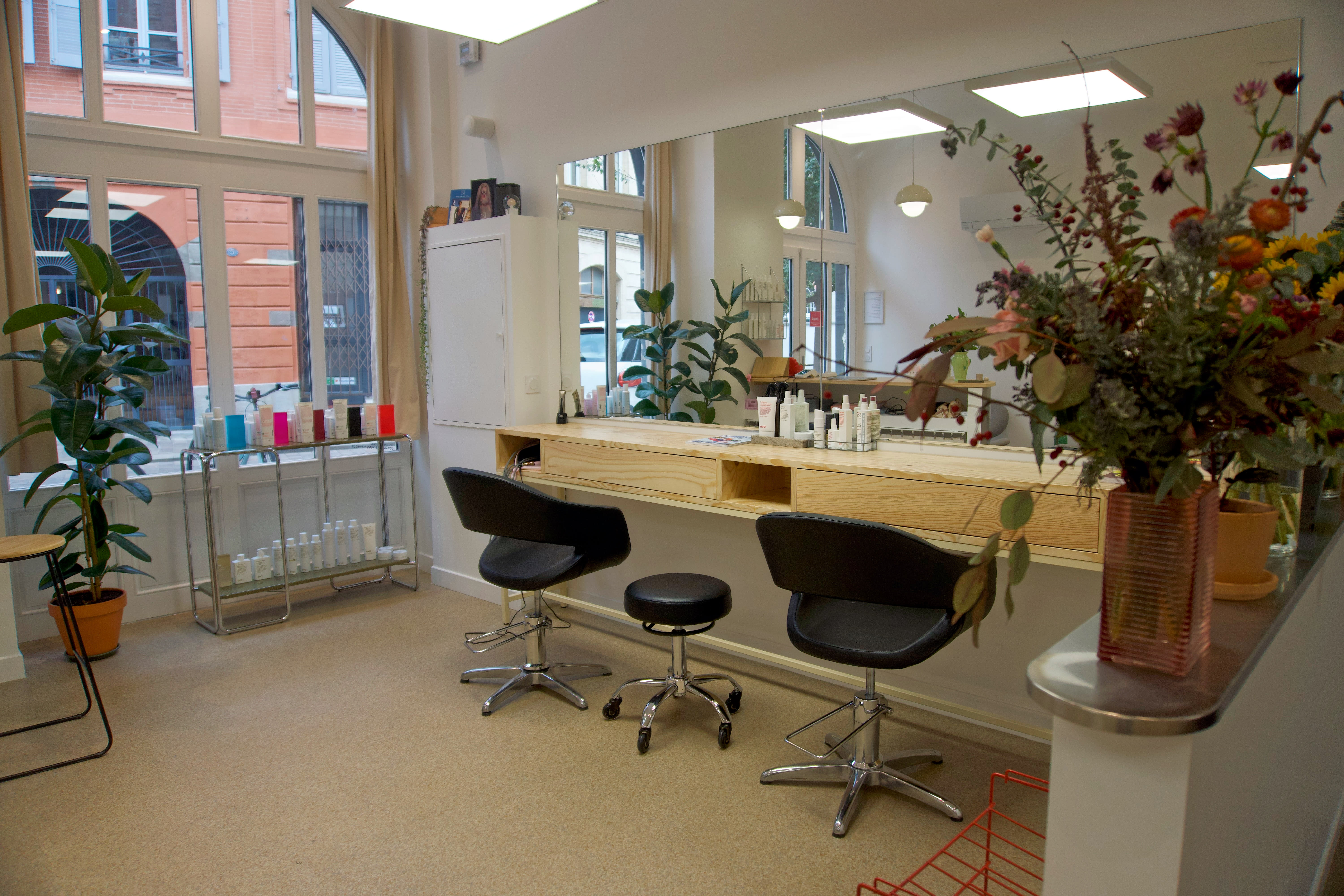 Bob - coiffeuses coloristes - Coiffure Toulouse - Bob - coiffeuses coloristes - Photo Galerie - OneBooking