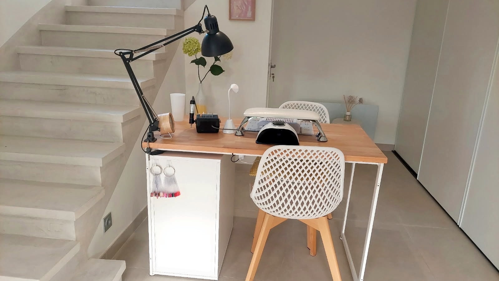 AMI MAGNIFIK - Onglerie Nantes - OneBooking