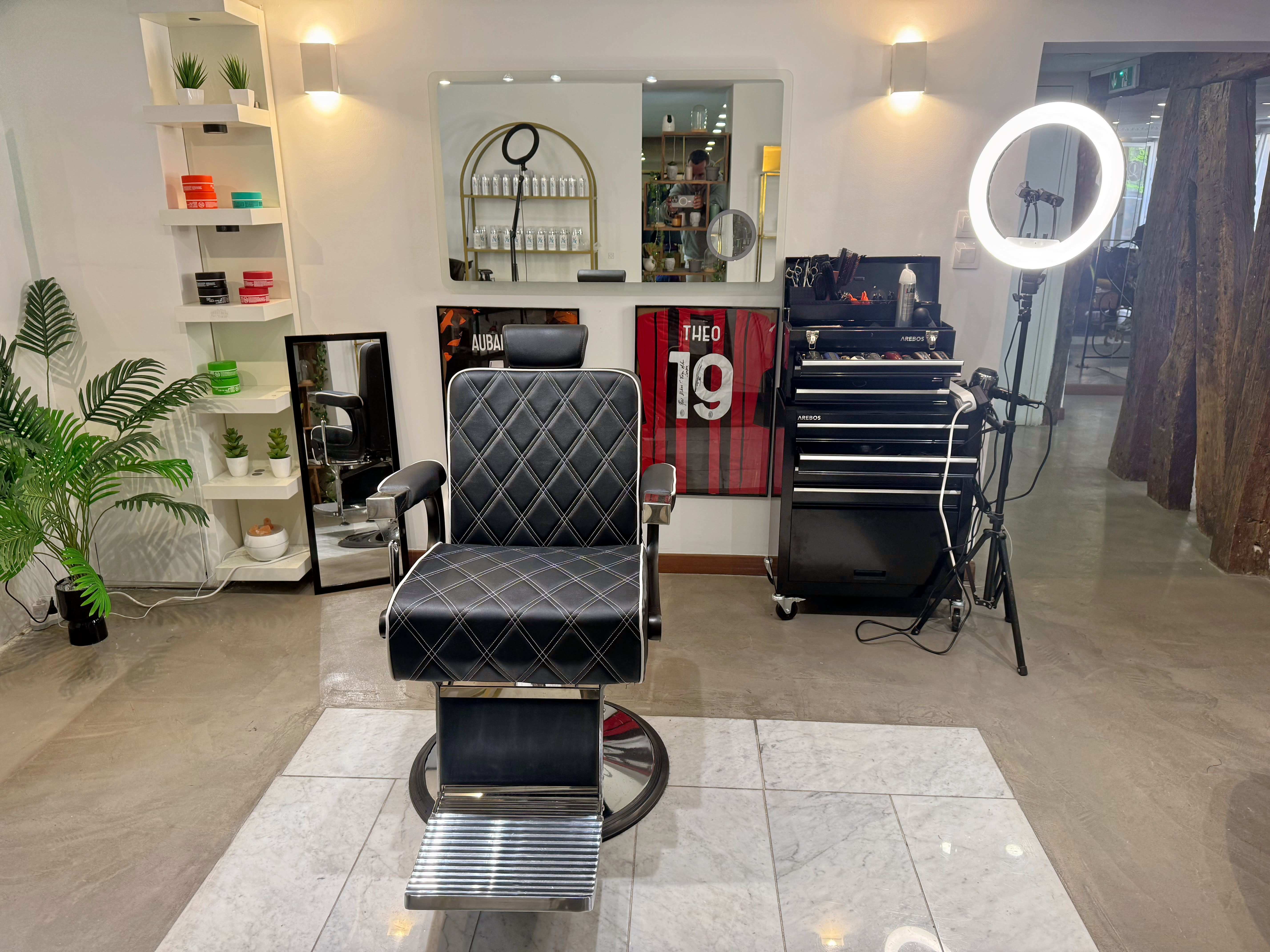 BIBOU 235 - Coiffure Paris - OneBooking