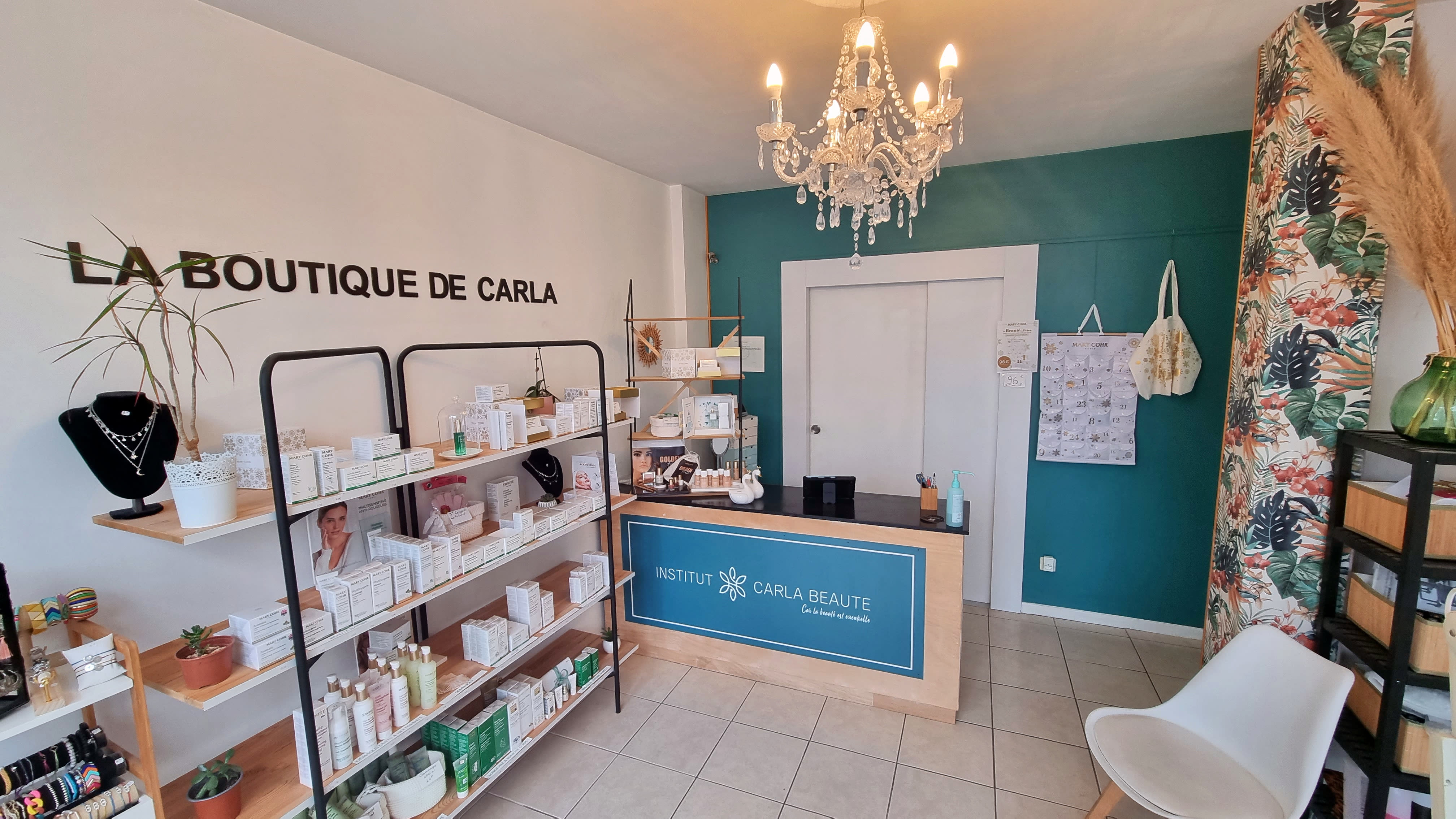 Carla Beauté & Charly’s Nails - Onglerie Perpignan - OneBooking