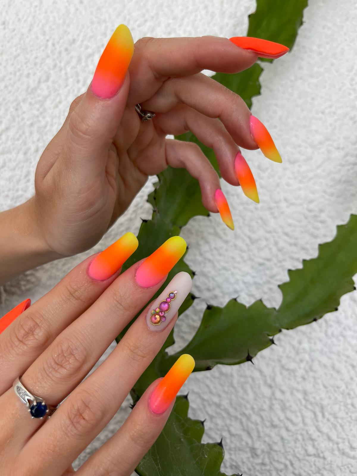 MayLee Nails