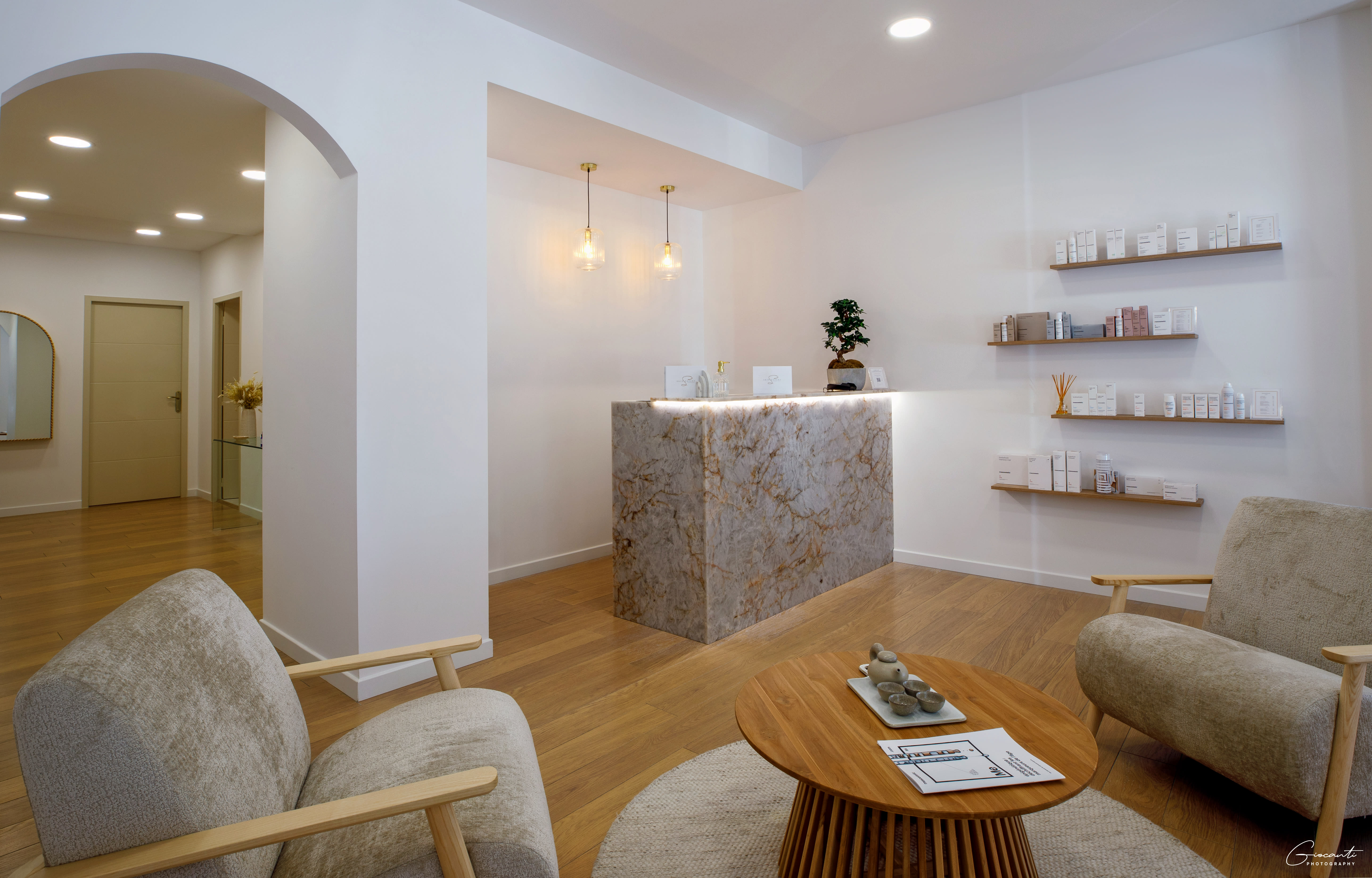 Skin Expert Concept - Onglerie Ajaccio - OneBooking
