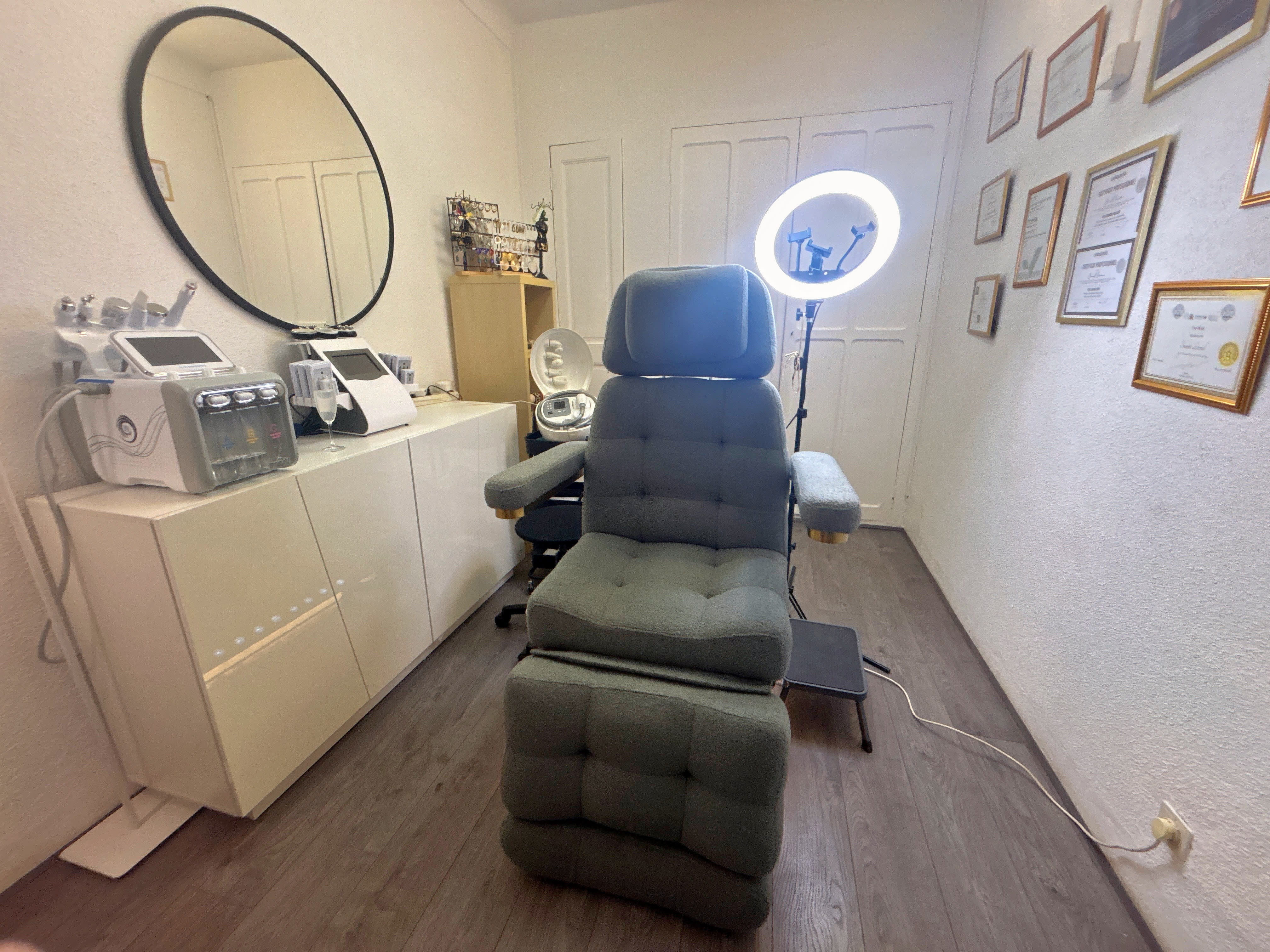 Leo Brillant Company - Institut de beauté Cannes - Leo Brillant Company - Photo Galerie - OneBooking