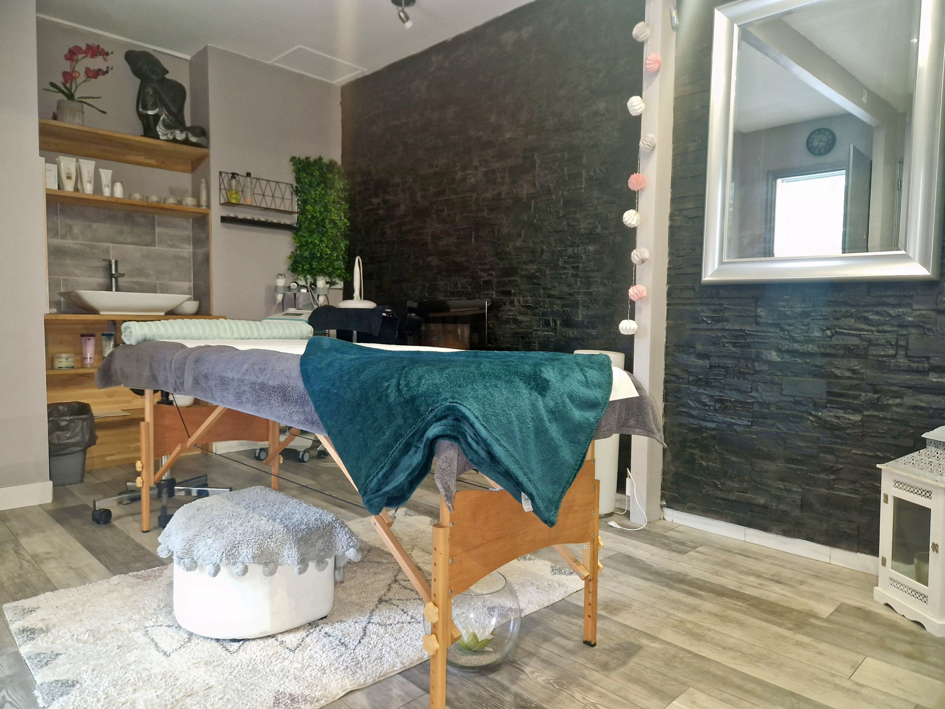 KAMELEON - Esthecoiff’ - Coiffure Narbonne - KAMELEON - Esthecoiff’ - Photo Galerie - OneBooking