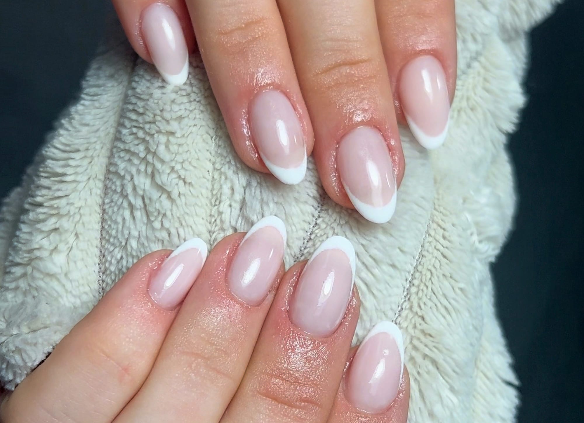 Chez Lola - Sourcils & cils Nice - Chez Lola - Photo Galerie - OneBooking