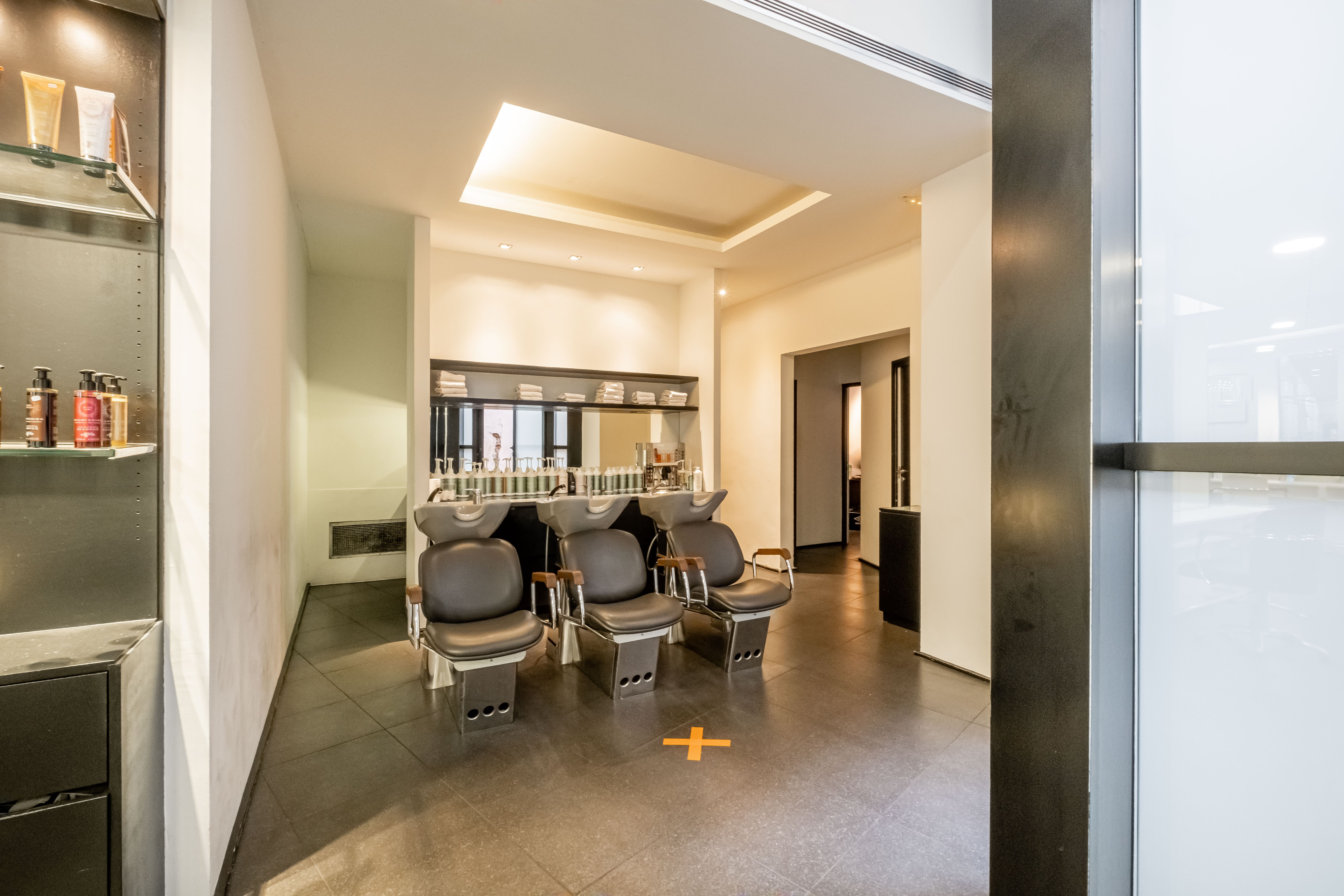 DESSANGE - Toulouse Carnot - Coiffure Toulouse - DESSANGE - Toulouse Carnot - Photo Galerie - OneBooking