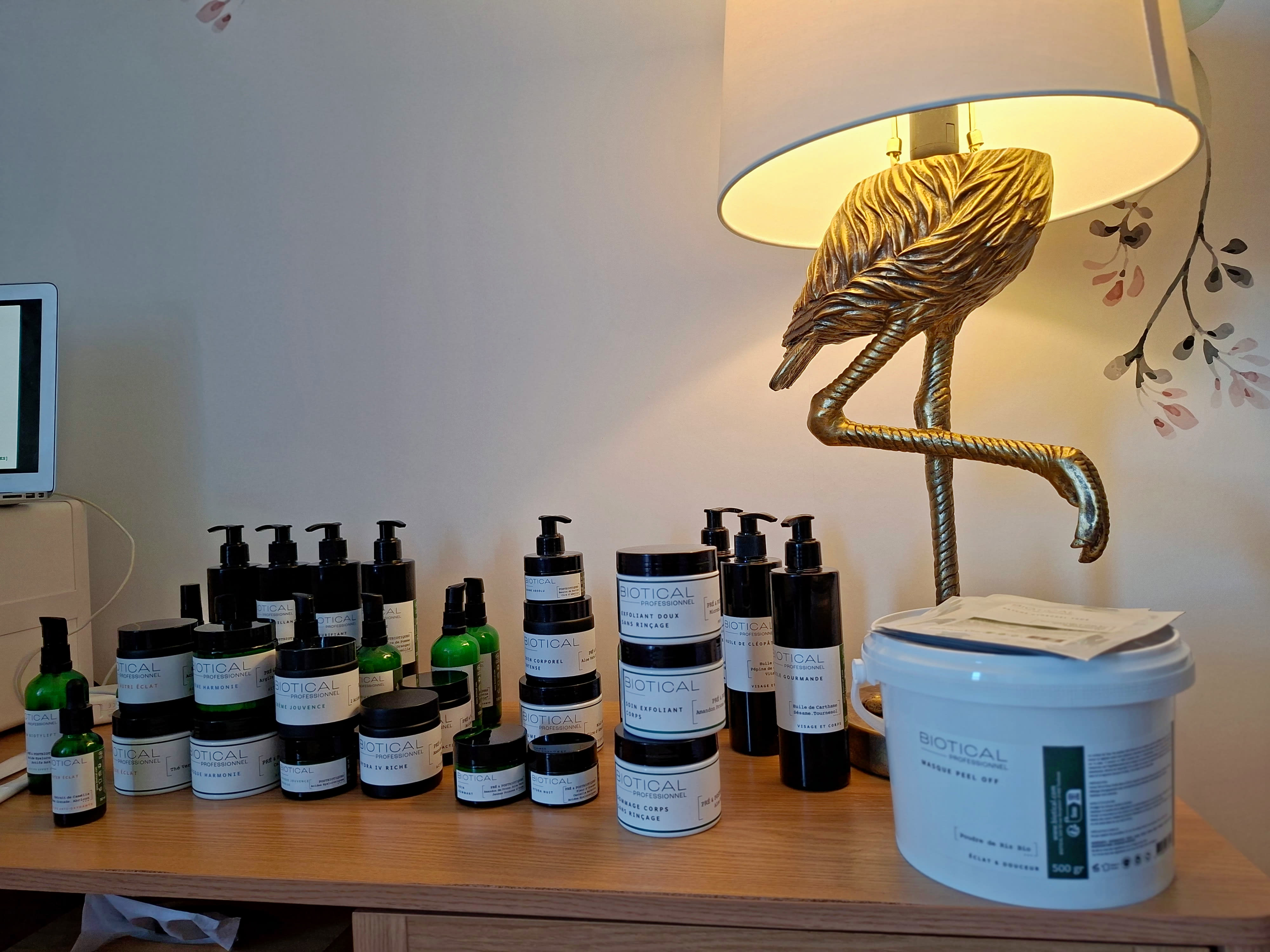 Divine Aux Doigts De Fee - Coiffure Alès - Divine Aux Doigts De Fee - Photo Galerie - OneBooking