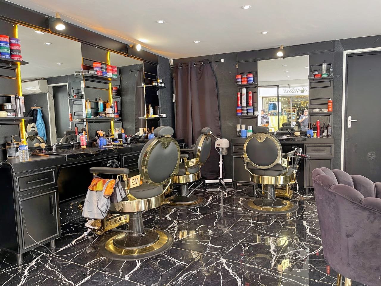 BIRHAT BARBER