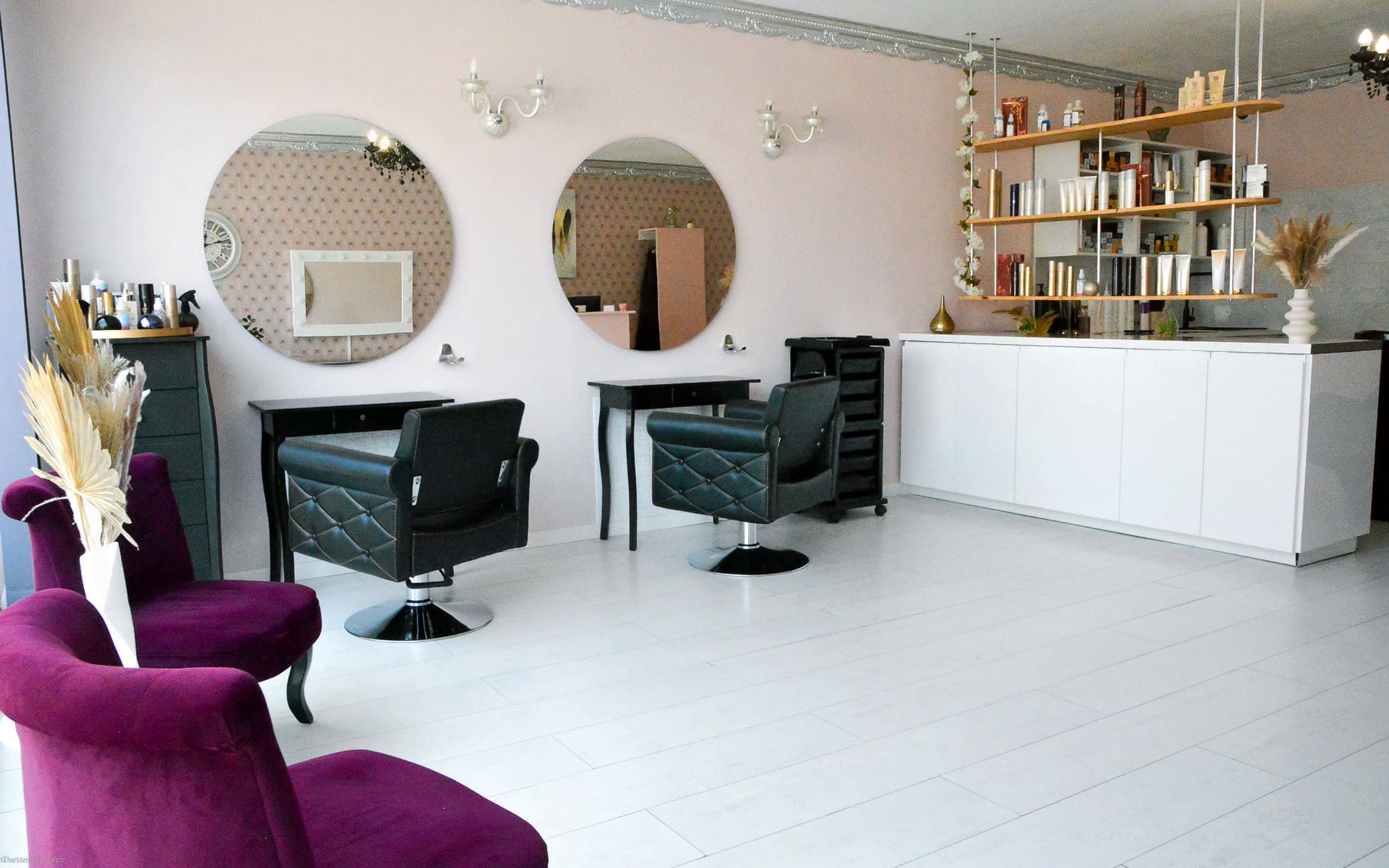 Emilie Renaissance - Coiffure Mougins - Photo de couverture - OneBooking