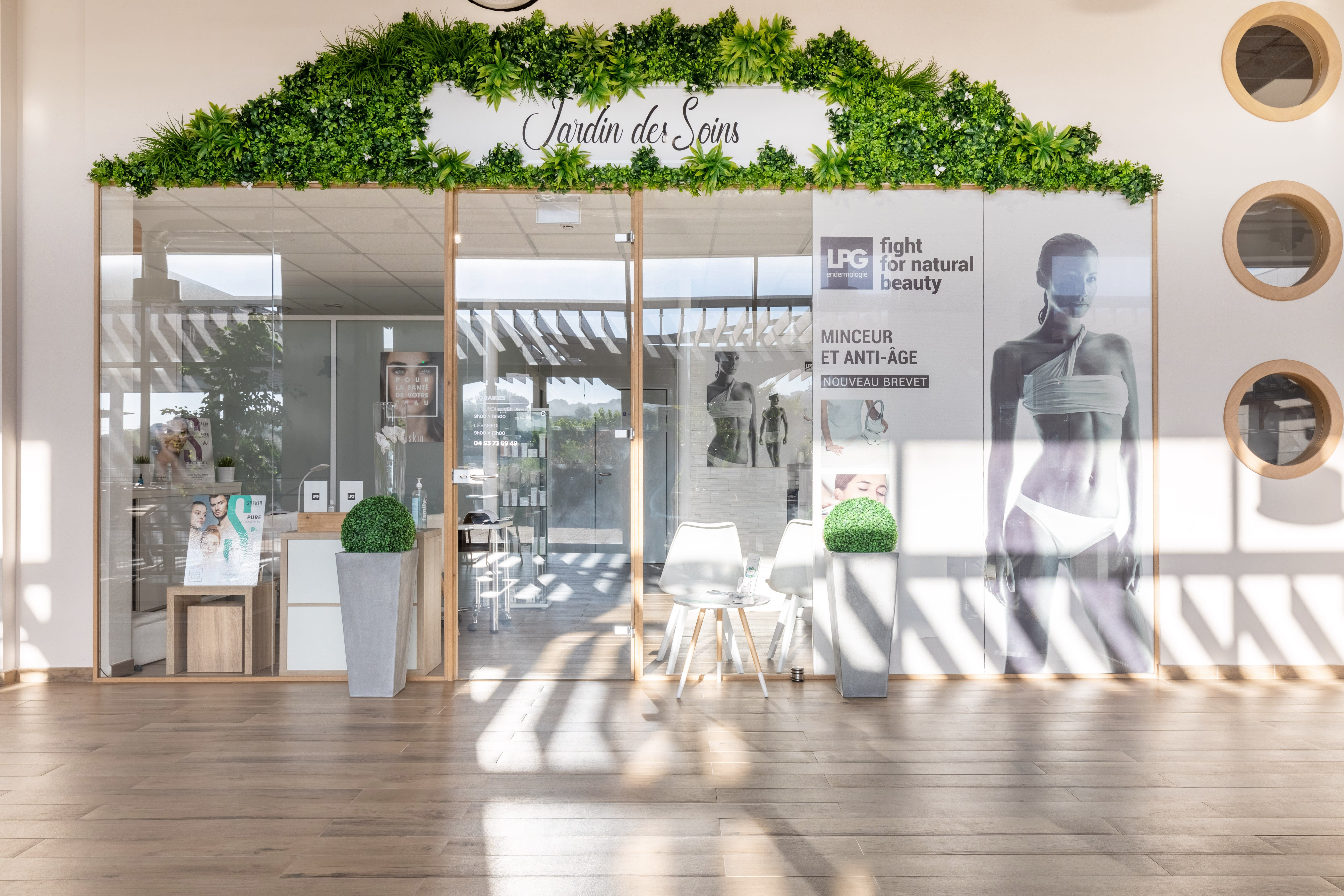 Jardin des soins - Maquillage Cagnes-sur-Mer - OneBooking
