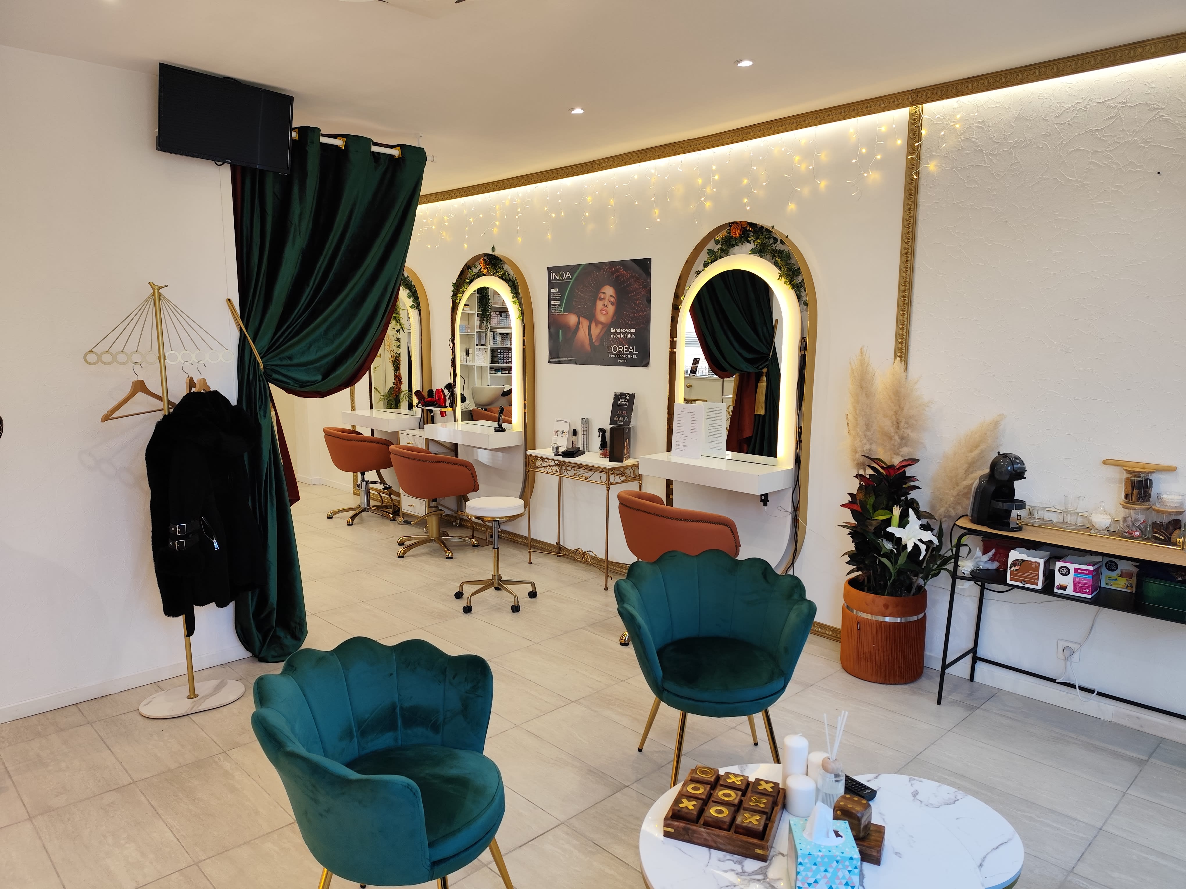 Salon de coiffure féminin Depuis La Nuit Des Temps