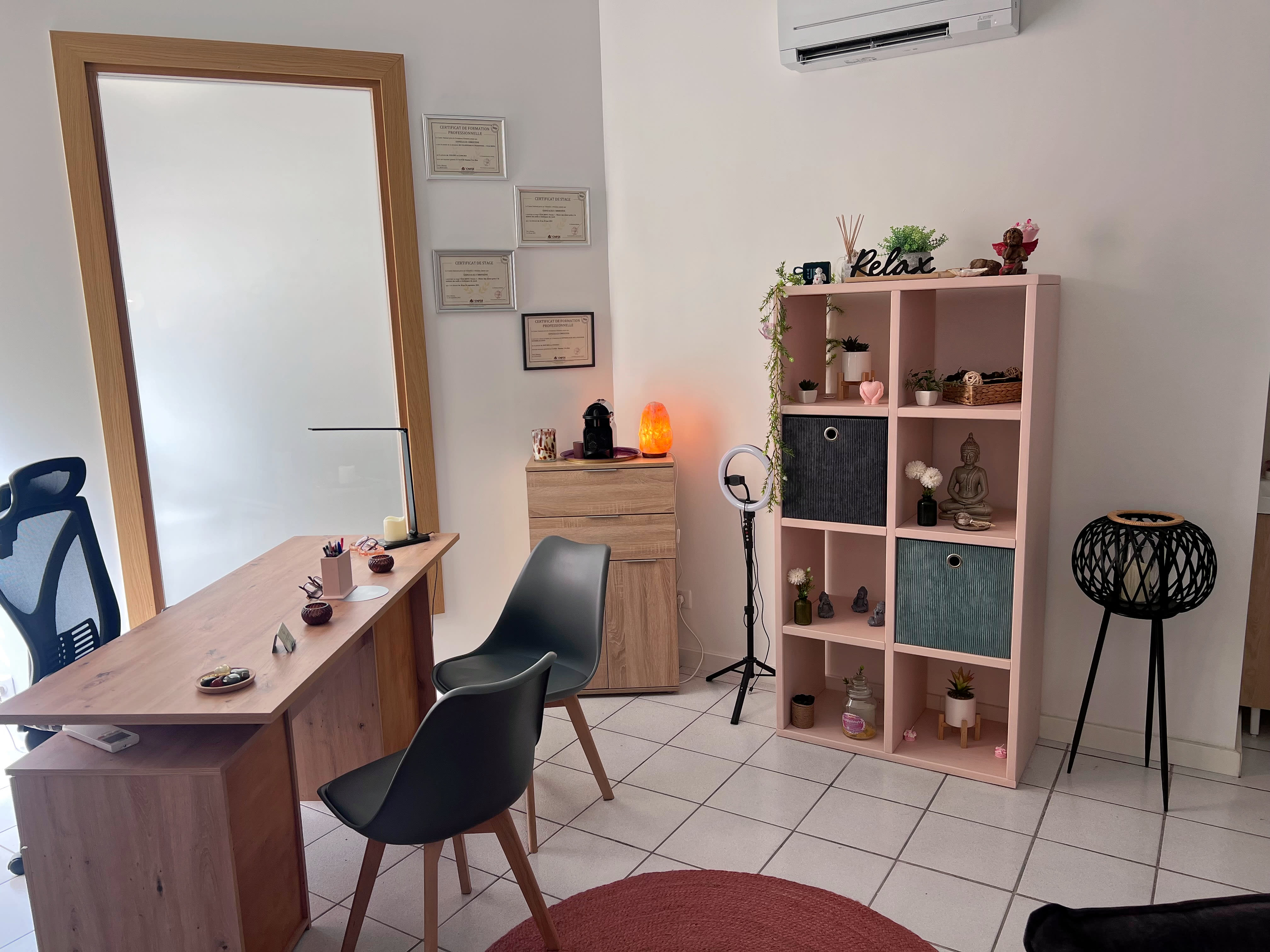 CG2 evolution ( coaching, sophrologie, hypnose, medium )