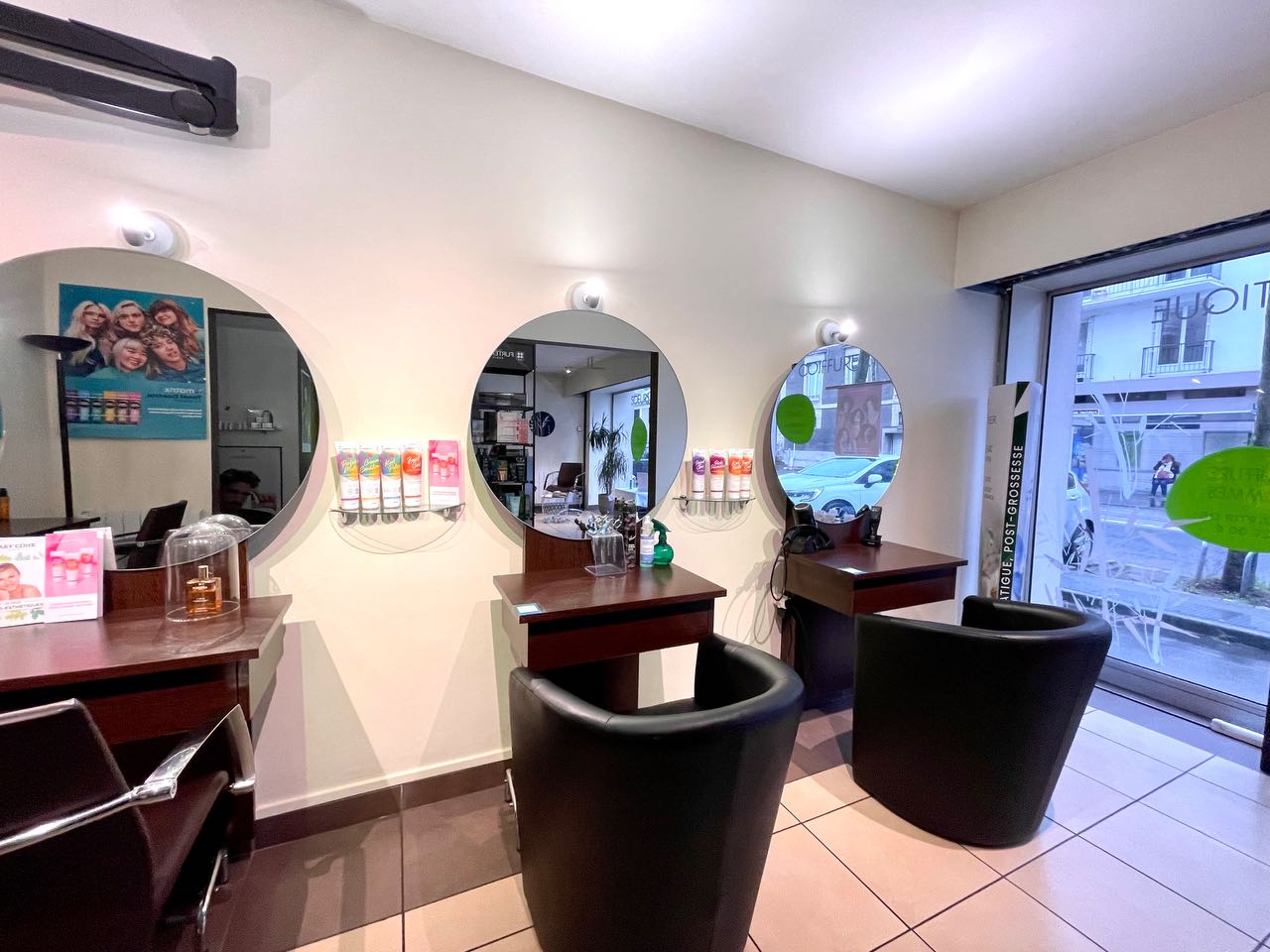 Soeurs 2 Styl' | Coiffure & Esthetique - Institut de beauté Nantes - Soeurs 2 Styl' | Coiffure & Esthetique - Photo Galerie - OneBooking