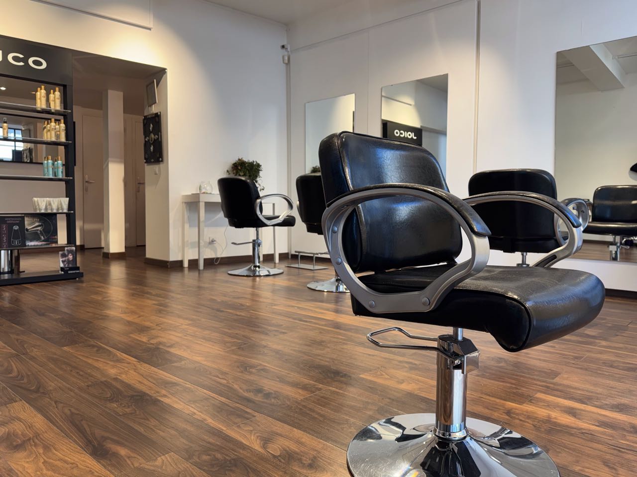 Hairy Taj - Coiffure Paris - OneBooking