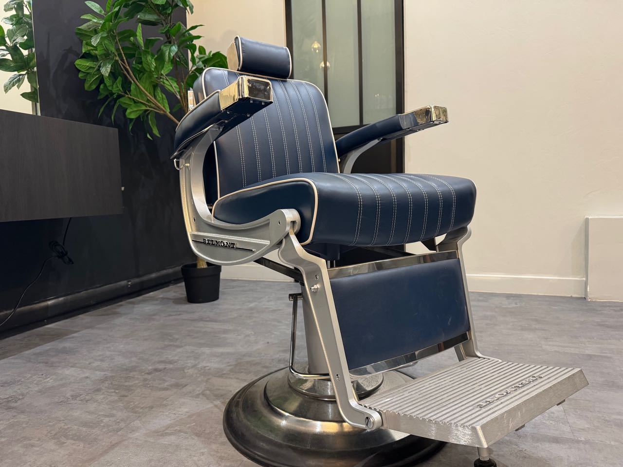 Dina Barber - Barbier Paris - OneBooking