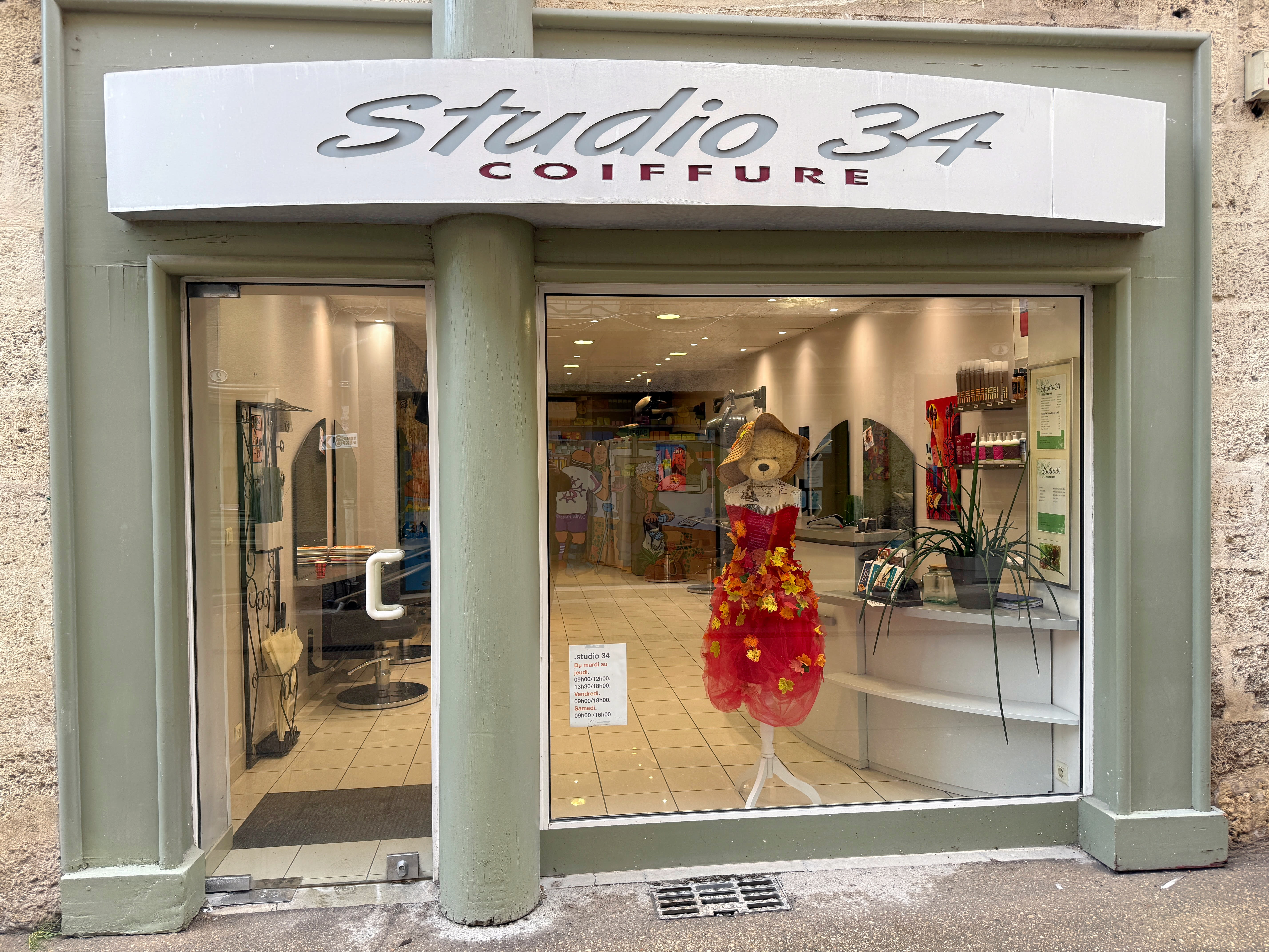Studio 34