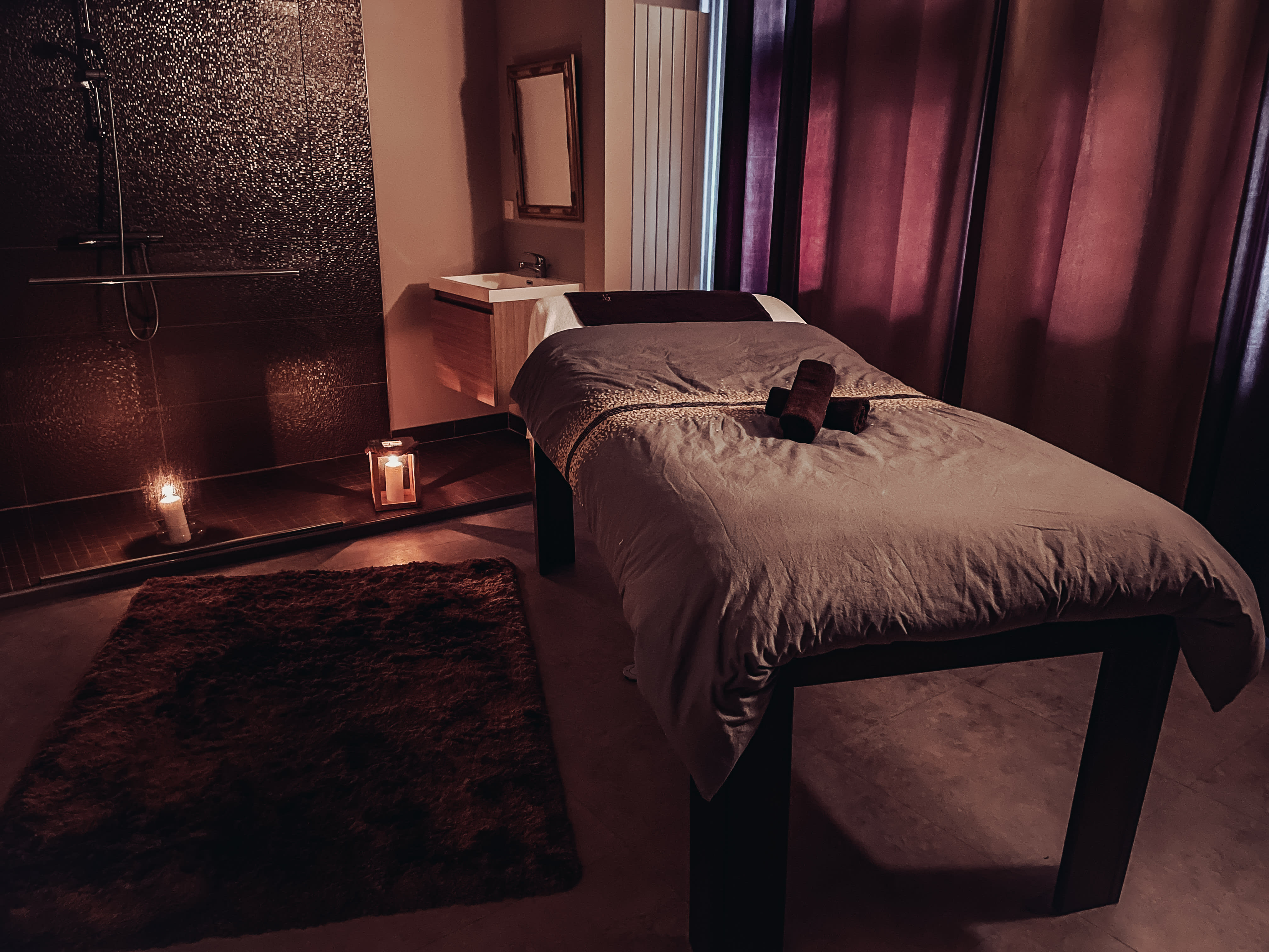 Transparence - Onglerie Caen - OneBooking