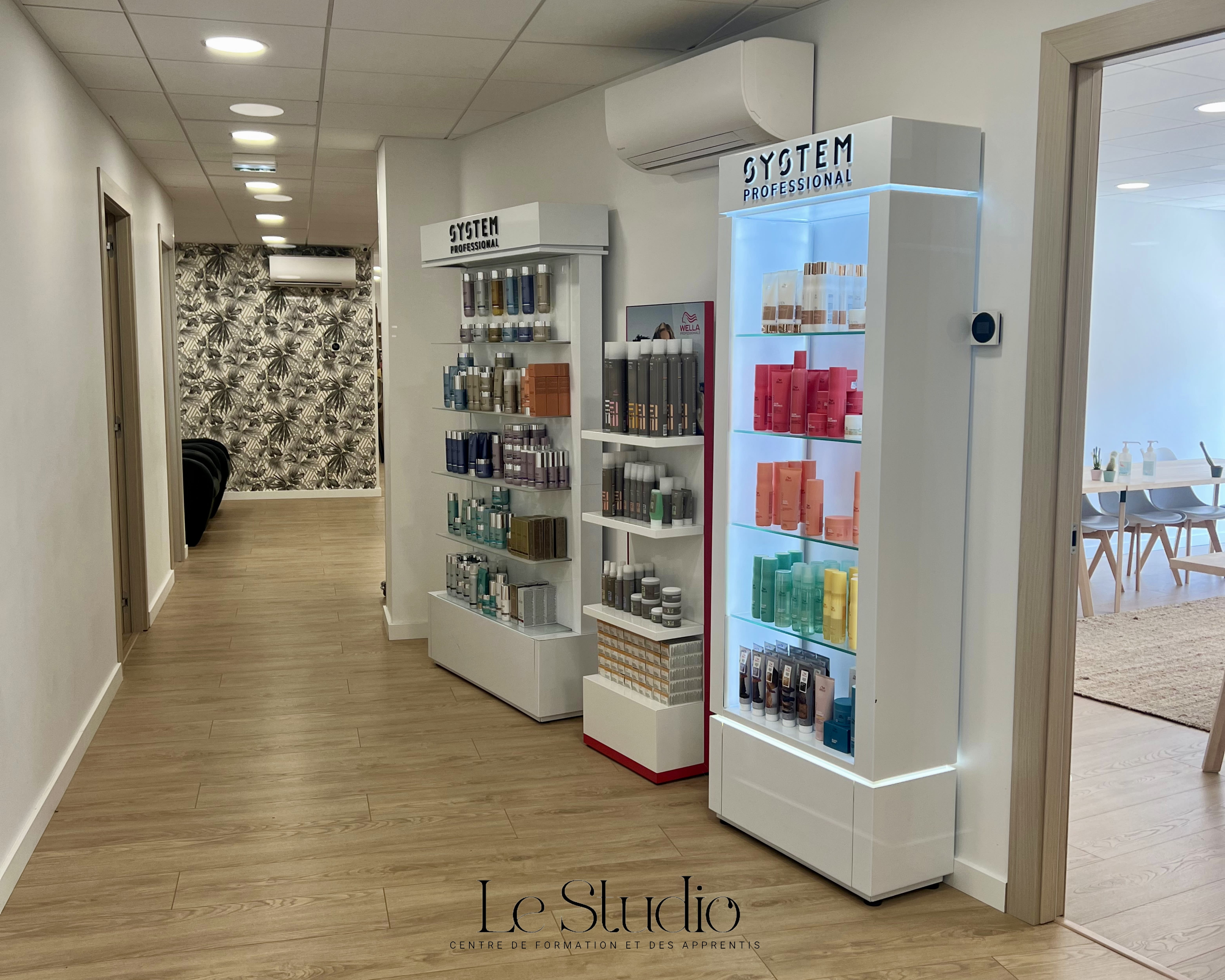 Le Studio - Centre de Formation - Coiffure Mougins - Le Studio - Centre de Formation - Photo Galerie - OneBooking