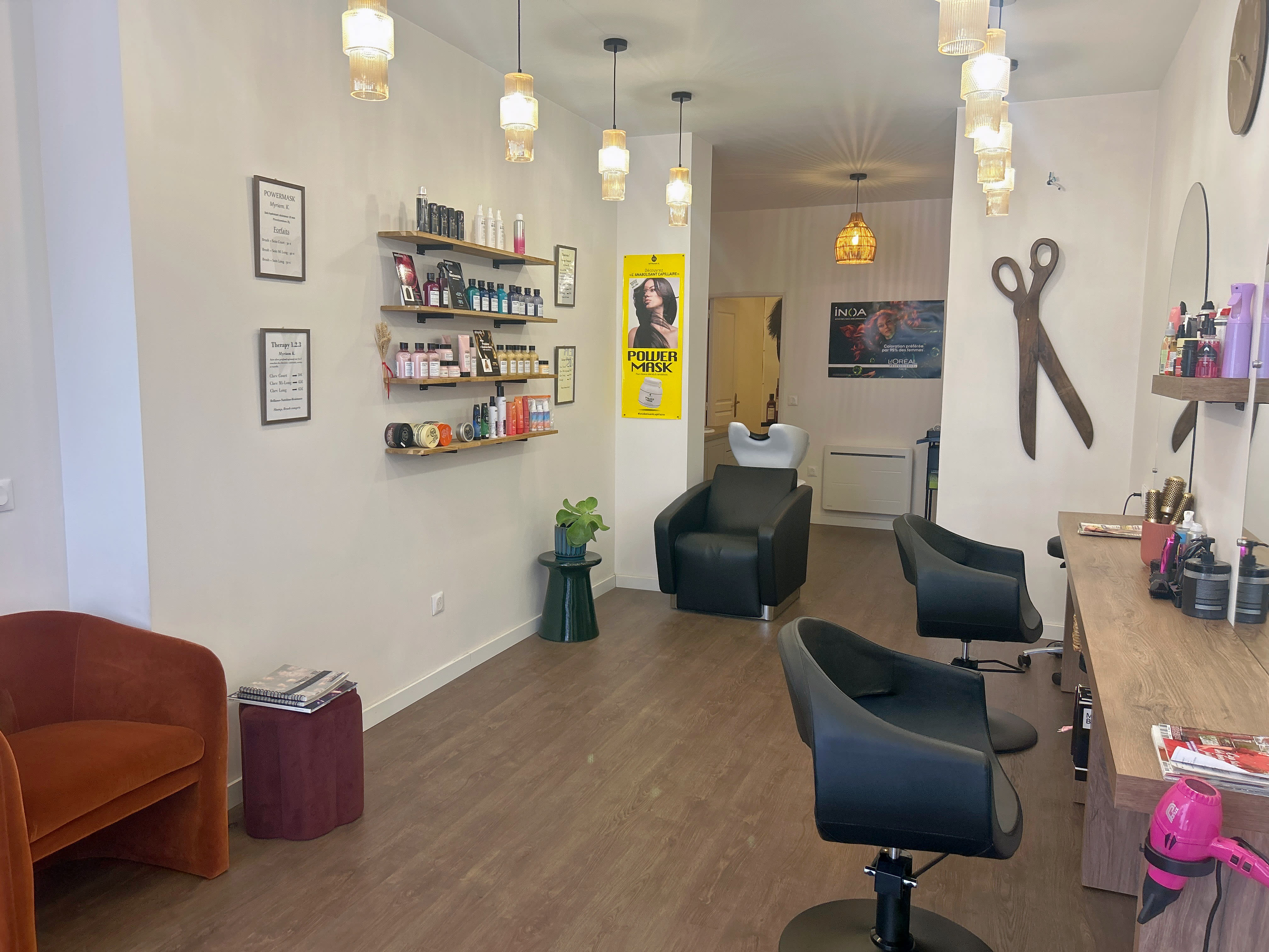 La Coiffure d’Emilie