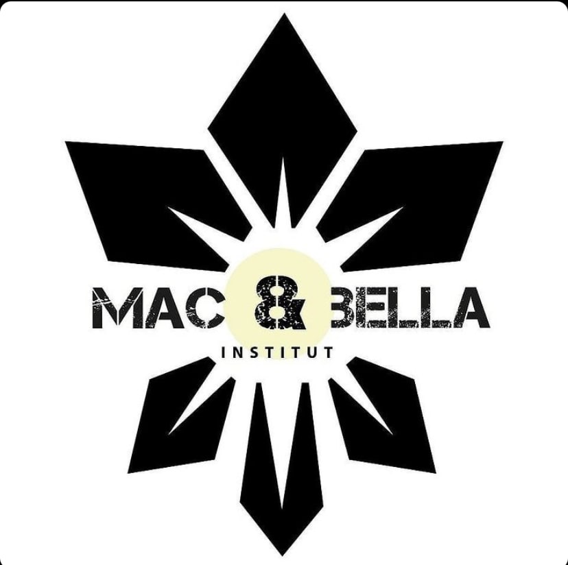 Mac & Bella