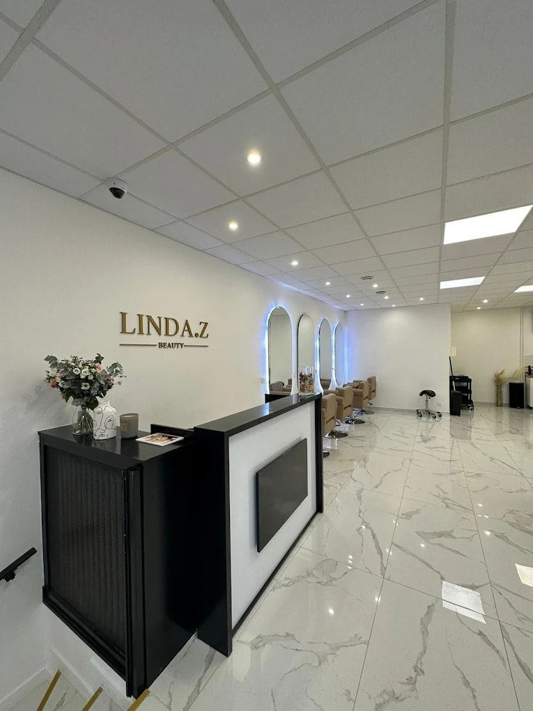 Linda Z beauty