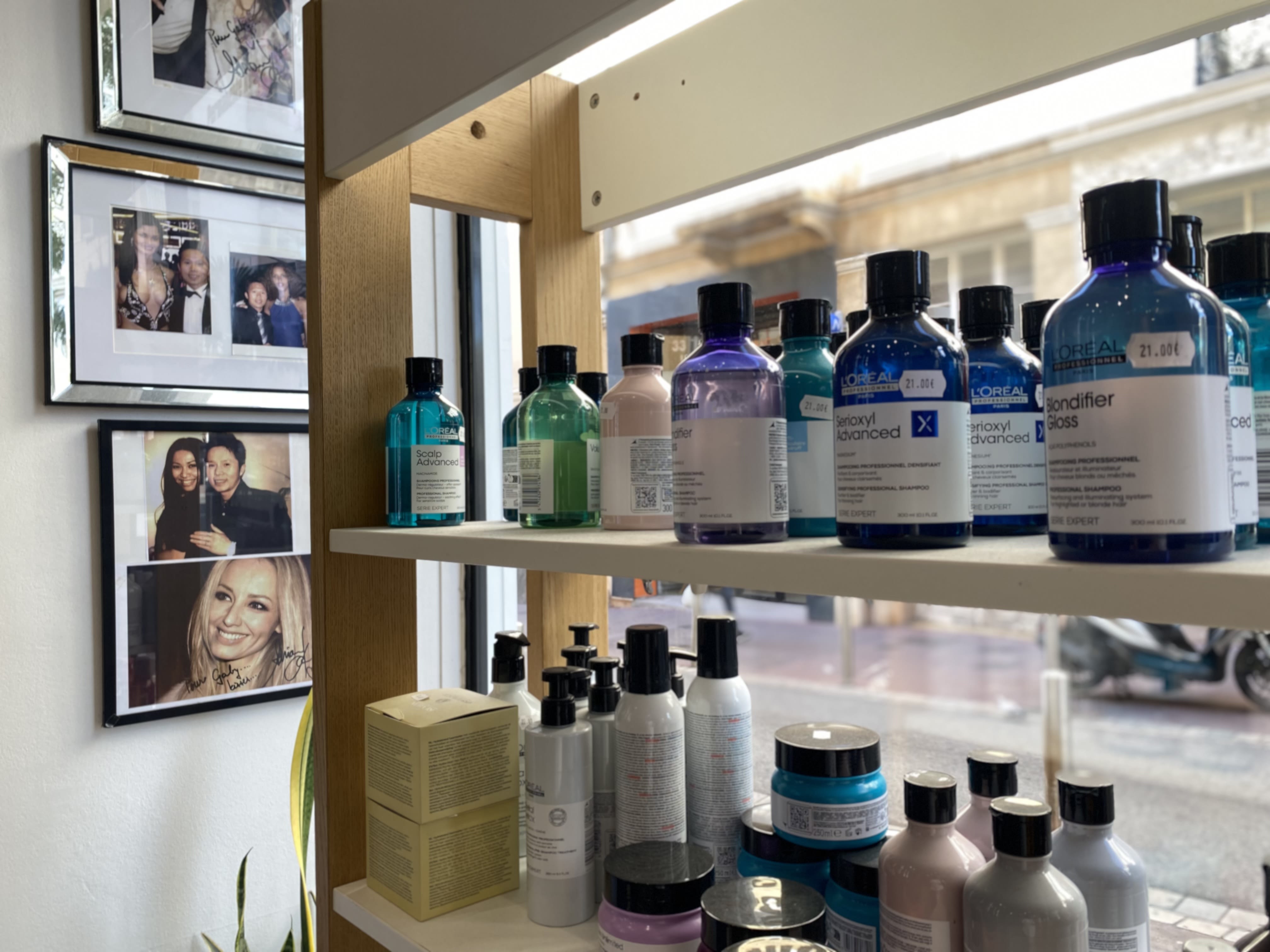 High Light Coiffure - Coiffure Cannes - High Light Coiffure - Photo Galerie - OneBooking