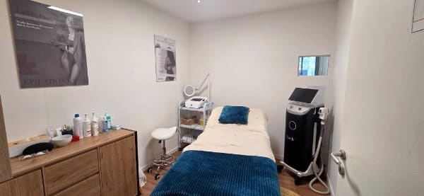 CS Studio - Laser & Bien-être - Institut de beauté Béziers - Photo de couverture - OneBooking
