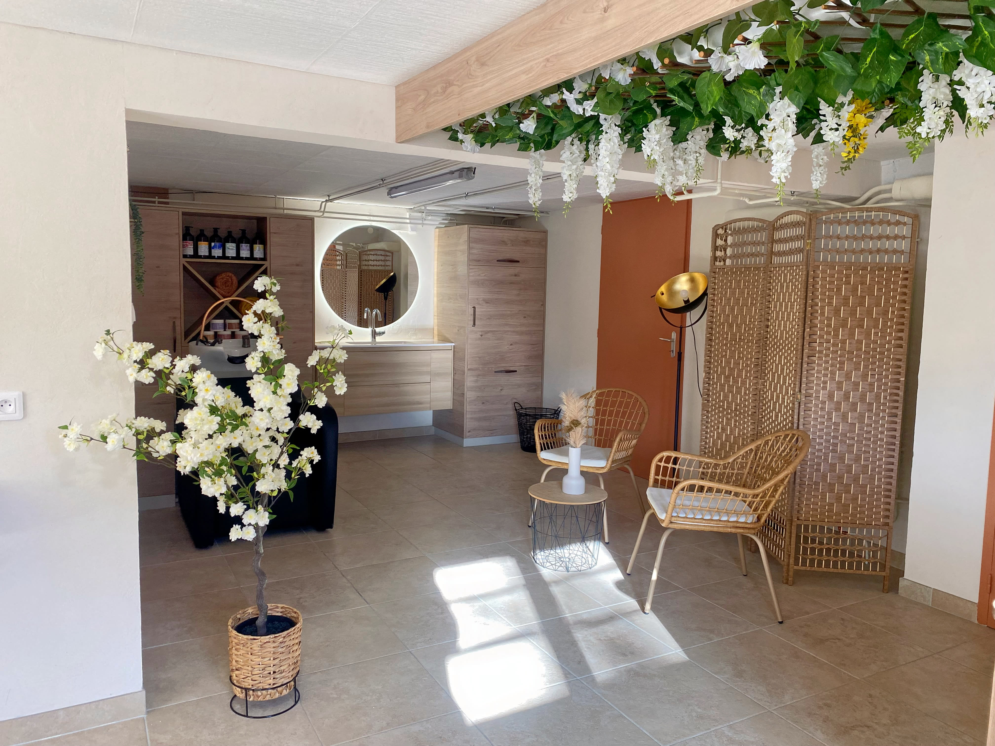 Chloé Dosne - Maison de coiffure - Coiffure Châtillon-sur-Seine - Chloé Dosne - Maison de coiffure - Photo Galerie - OneBooking