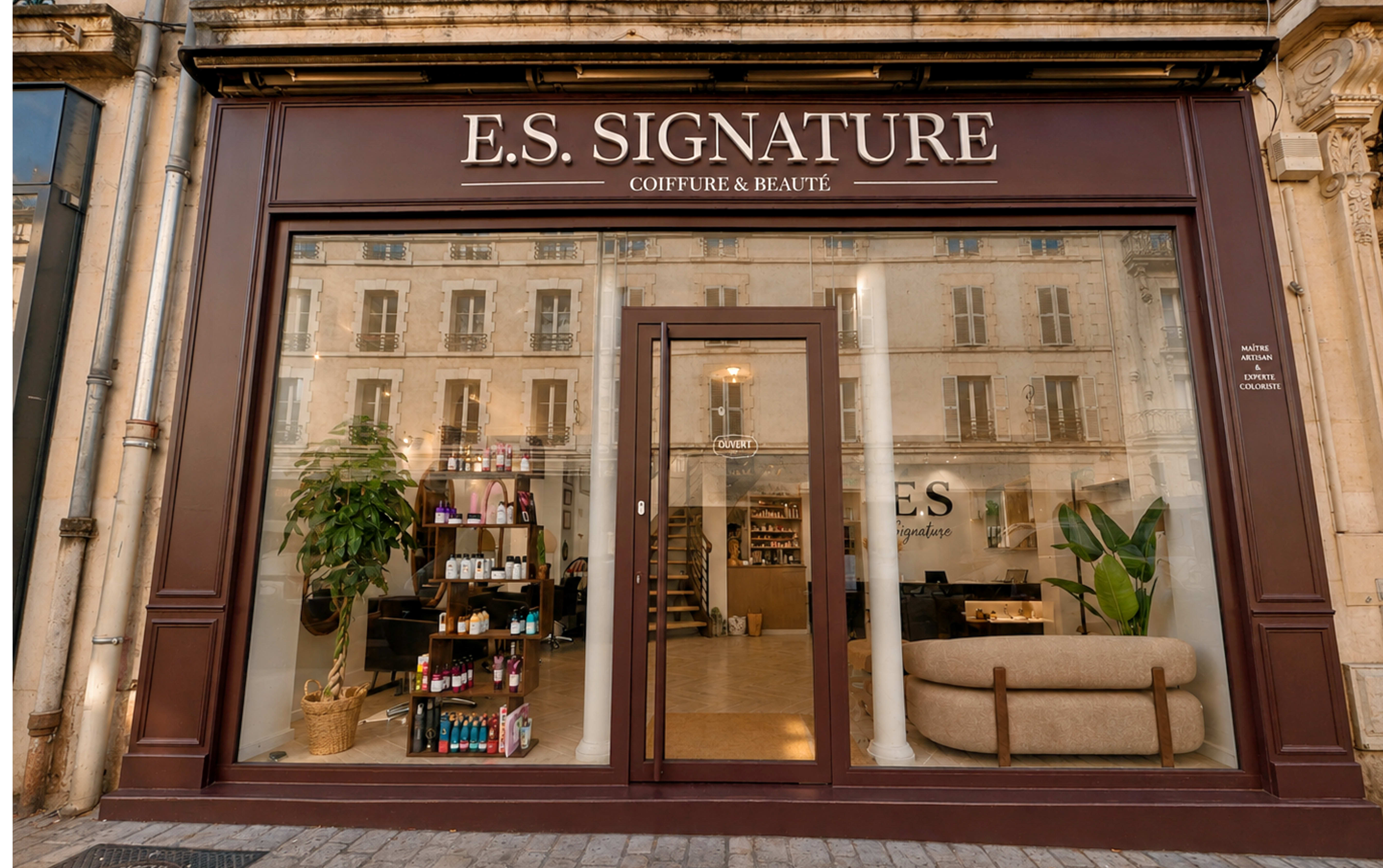 E.S Signature - Onglerie Orléans - OneBooking