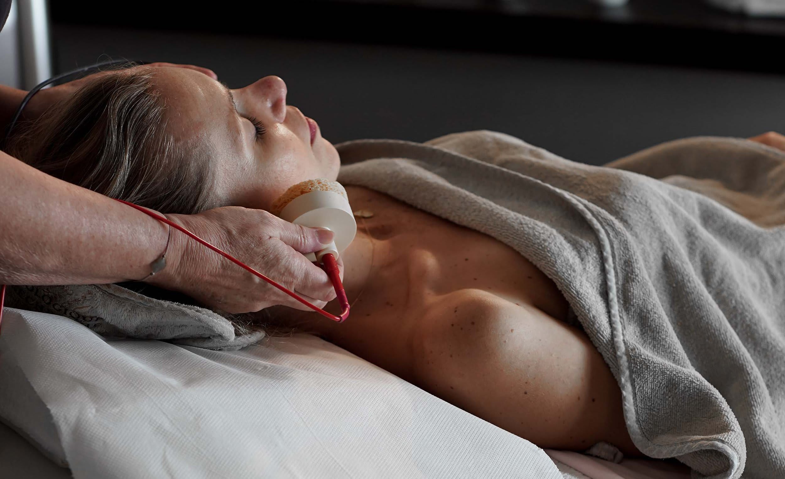 Biologique Recherche by LInstitut GM - Institut de beauté Cannes - Biologique Recherche by LInstitut GM - Photo Galerie - OneBooking