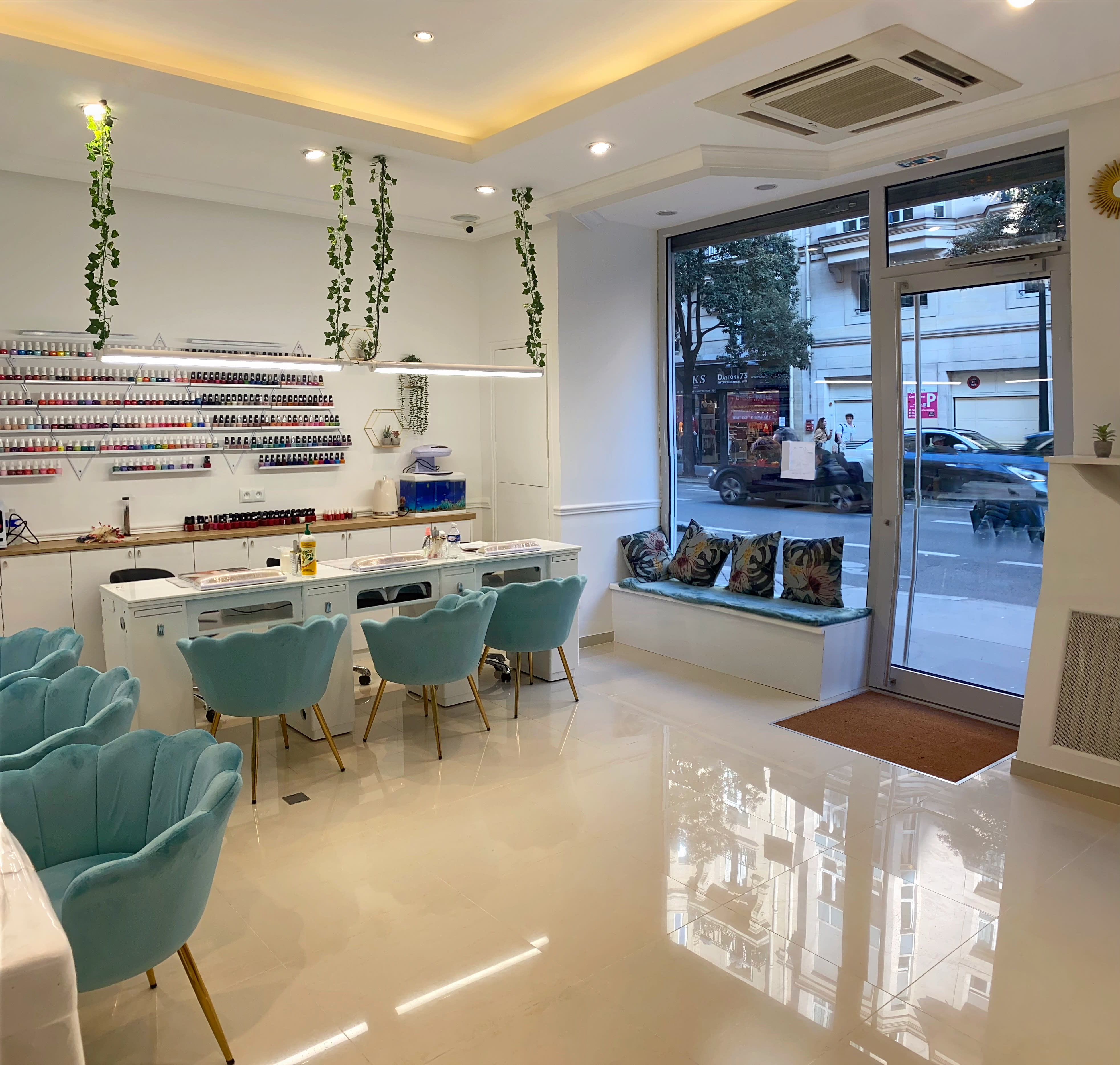 7 Couleurs - Institut de beauté Paris - OneBooking