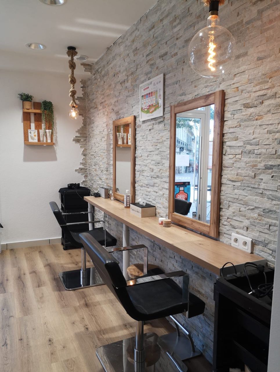 Biocoiff' - Coiffeur Bio Nantes - Colorations Végétales - Coiffure Nantes - Biocoiff' - Coiffeur Bio Nantes - Colorations Végétales - Photo Galerie - OneBooking