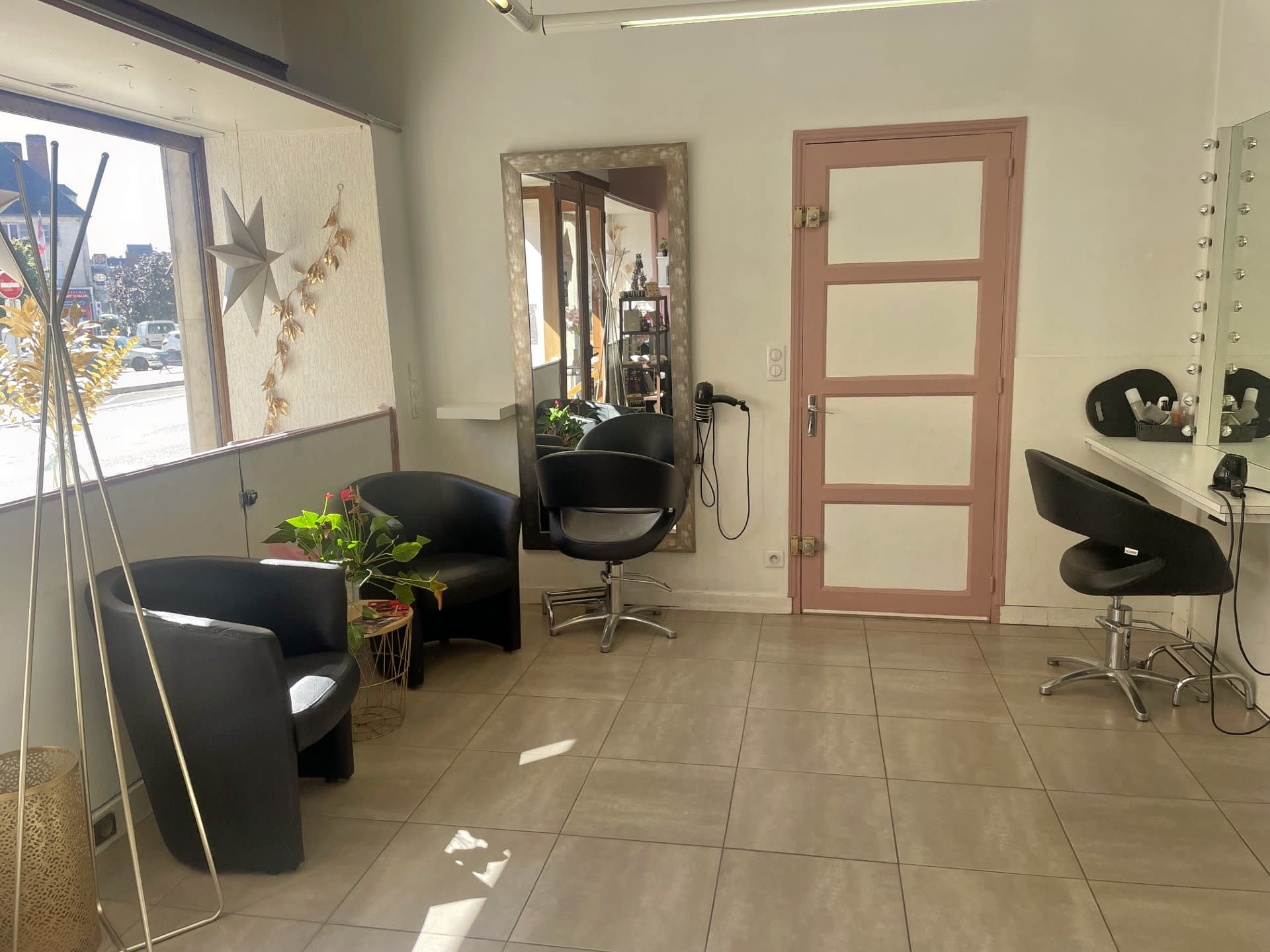 Fashion Coupe - Coiffure Châtillon-sur-Seine - Fashion Coupe - Photo Galerie - OneBooking