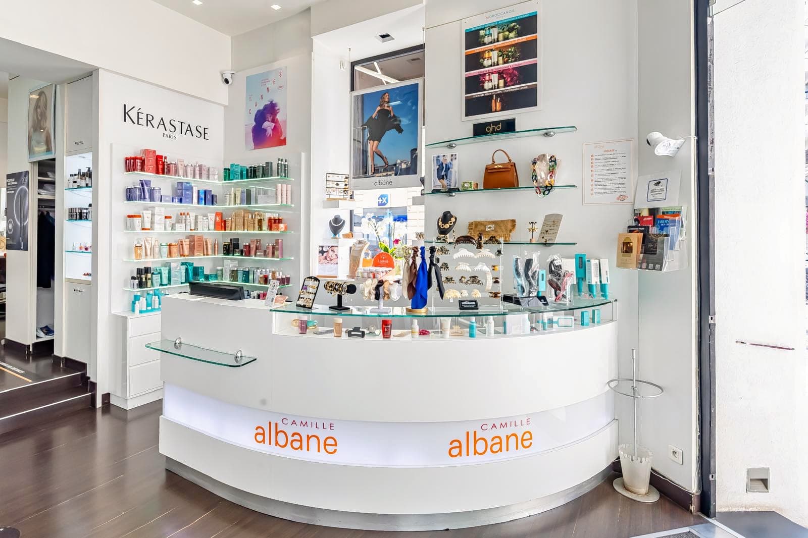 Camille Albane - Cannes - Coiffure Cannes - Camille Albane - Cannes - Photo Galerie - OneBooking