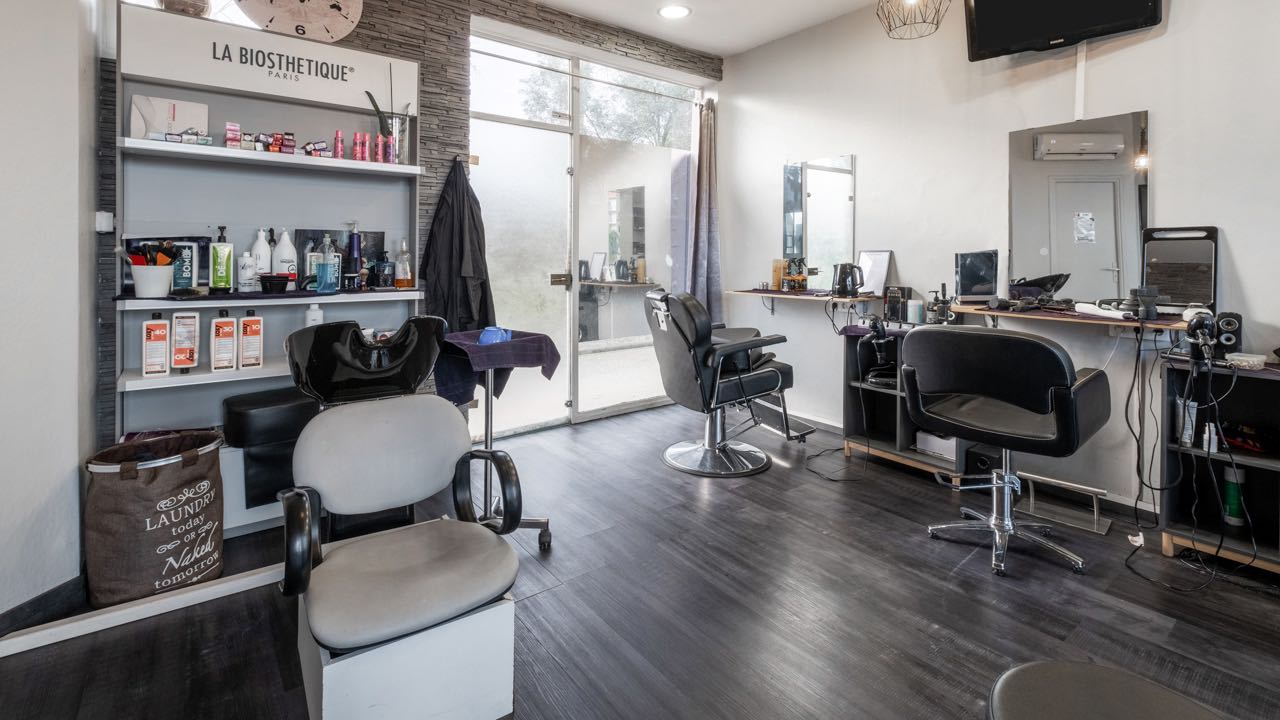 Ceby Hairdresser