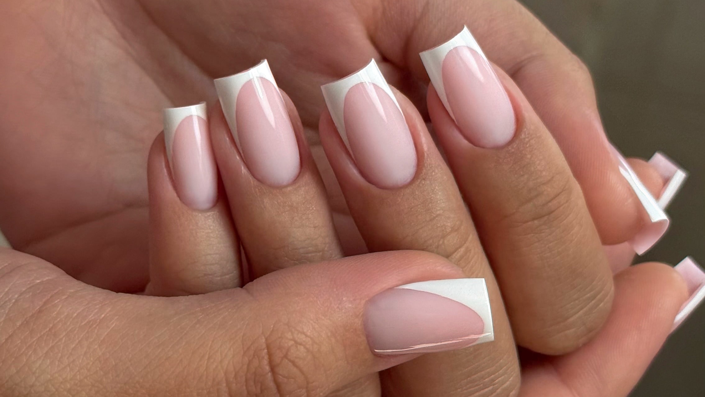 Blomdalnails