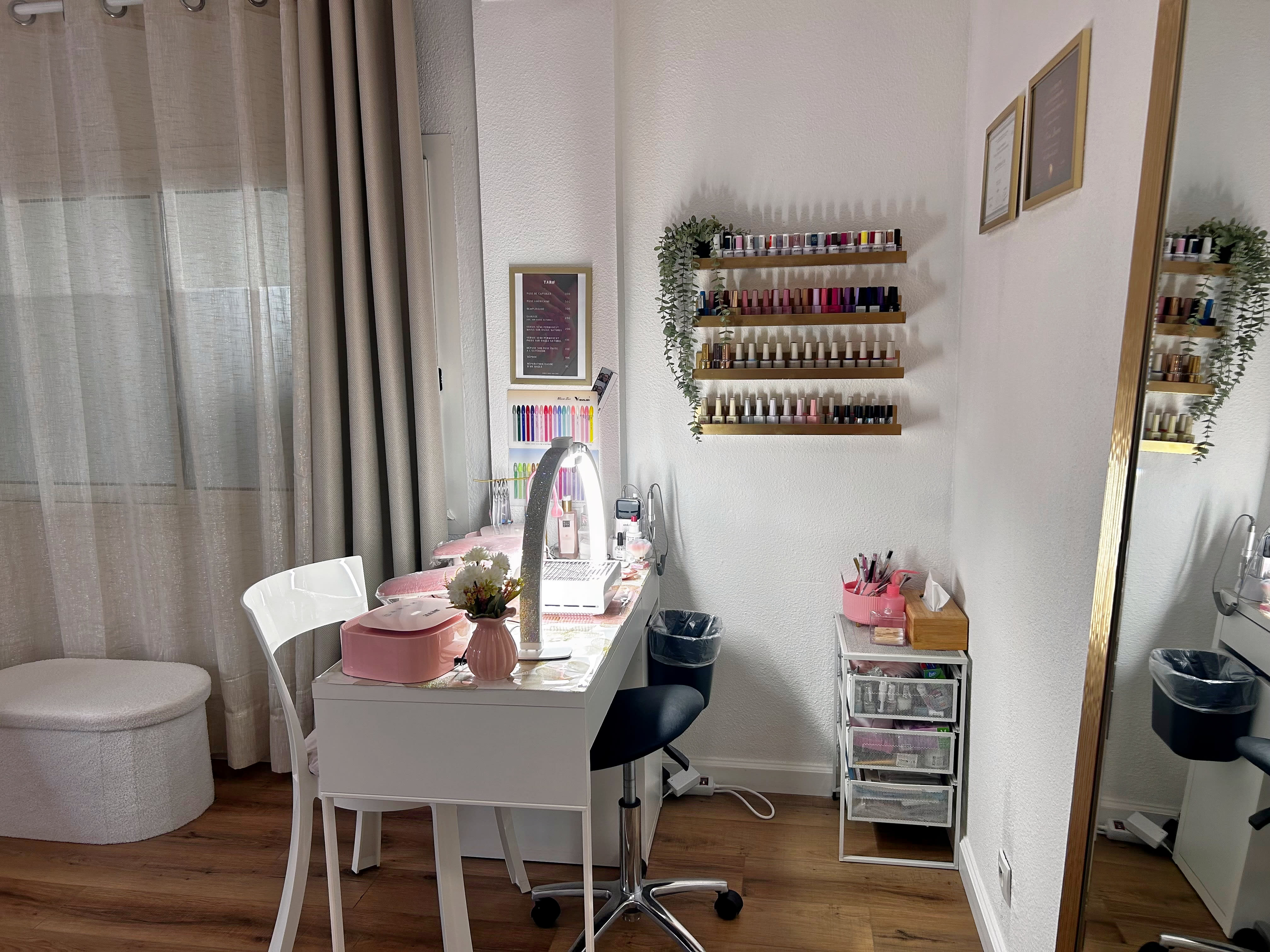 Andrea GUERRA / LC Nails - Onglerie Le Mans - OneBooking