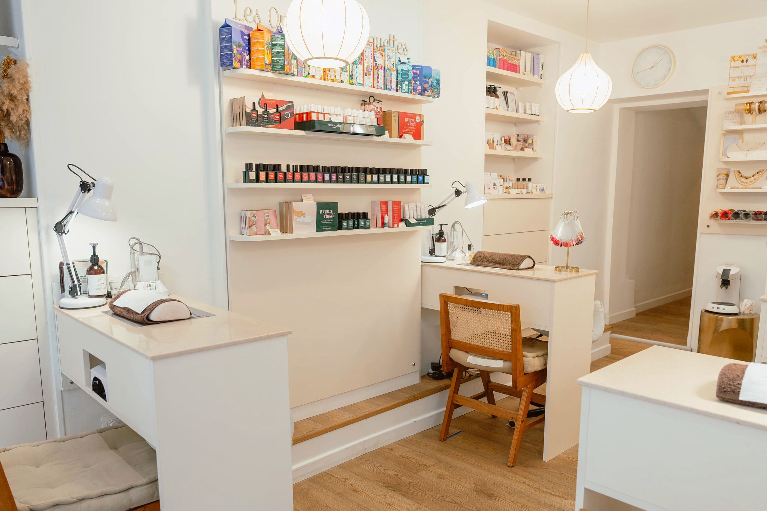 Les Ongles des coquettes - Onglerie Caen - OneBooking
