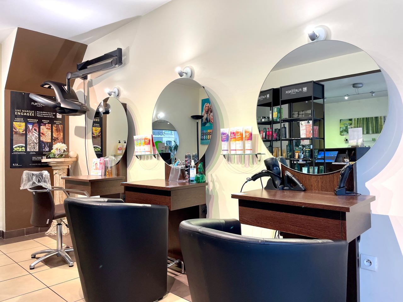 Soeurs 2 Styl' | Coiffure & Esthetique - Institut de beauté Nantes - Soeurs 2 Styl' | Coiffure & Esthetique - Photo Galerie - OneBooking