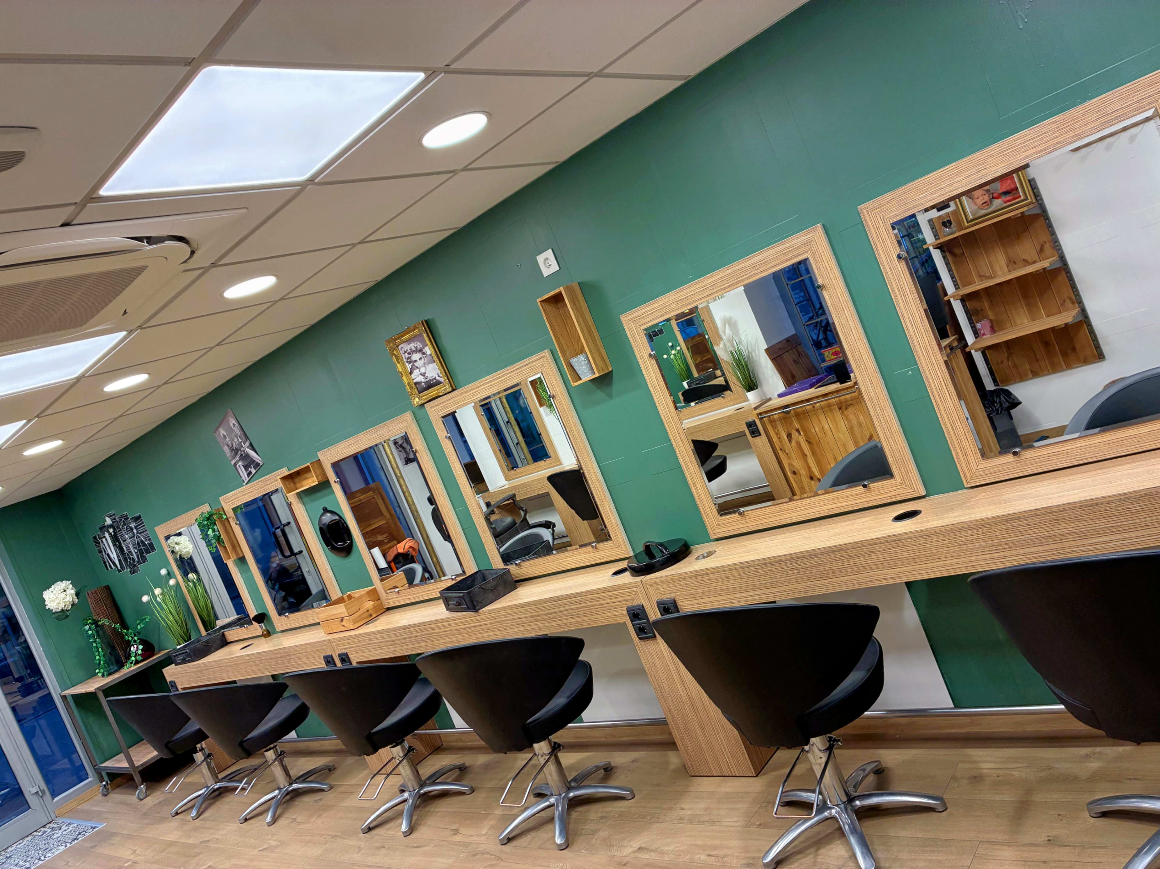 Linstant coiffure - Coiffure Dijon - OneBooking