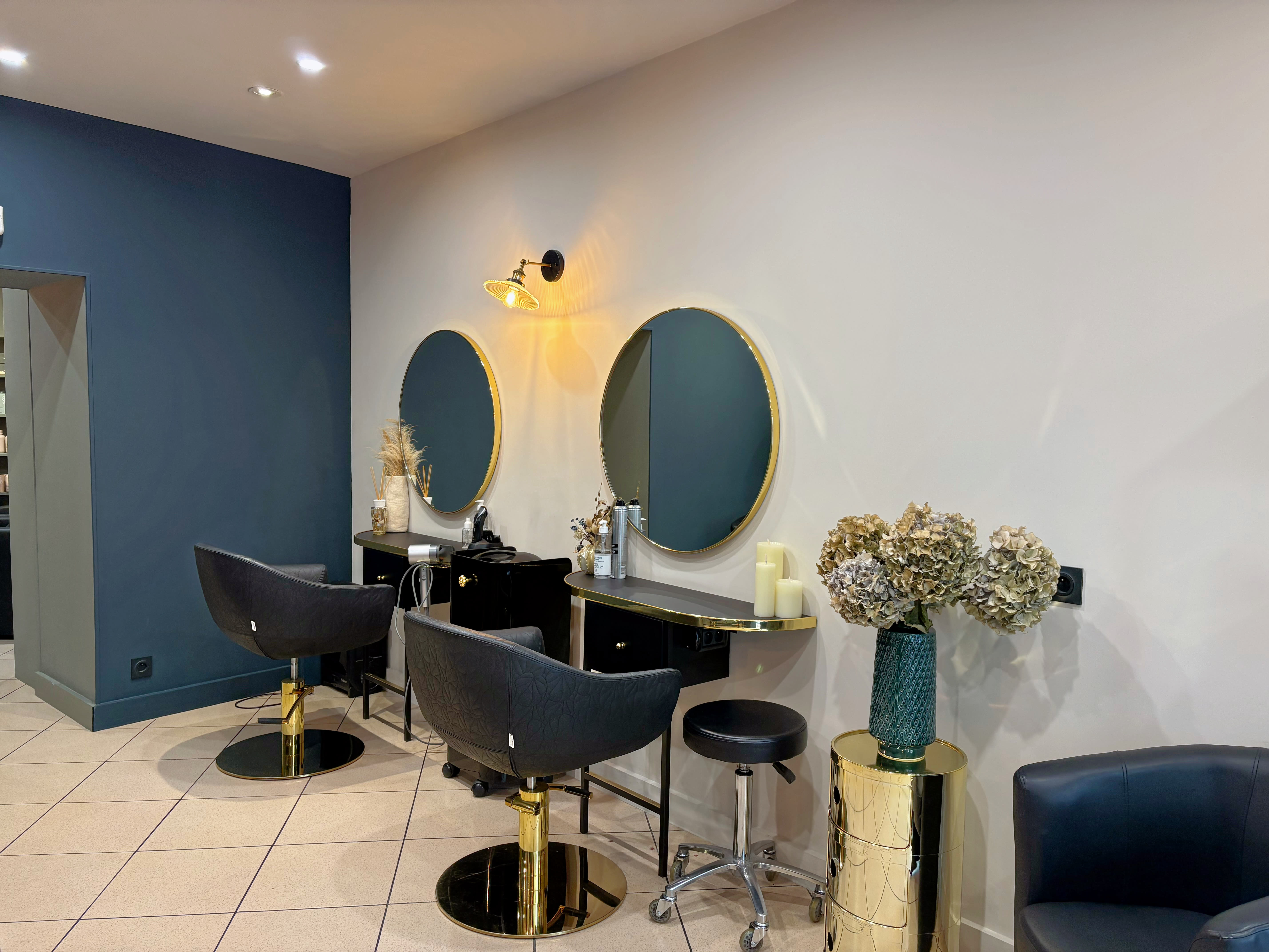 Atelier 8 - Coiffure Nantes - Atelier 8 - Photo Galerie - OneBooking