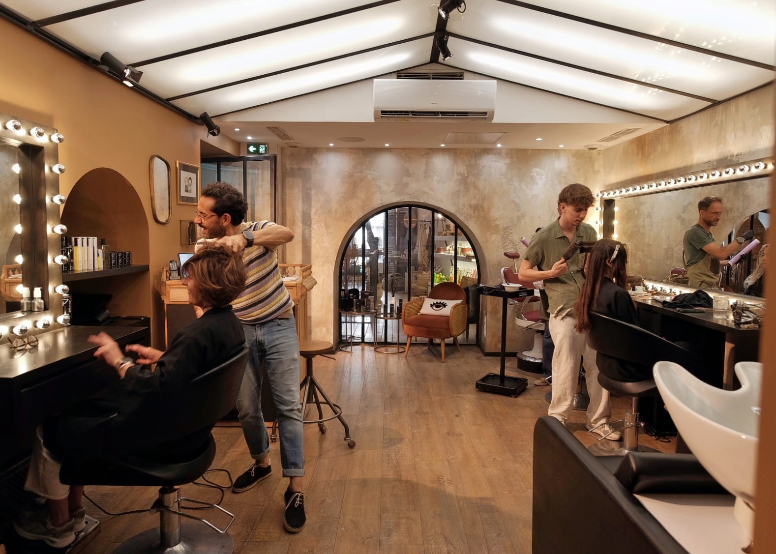 La Loge - Coiffure Lyon - OneBooking