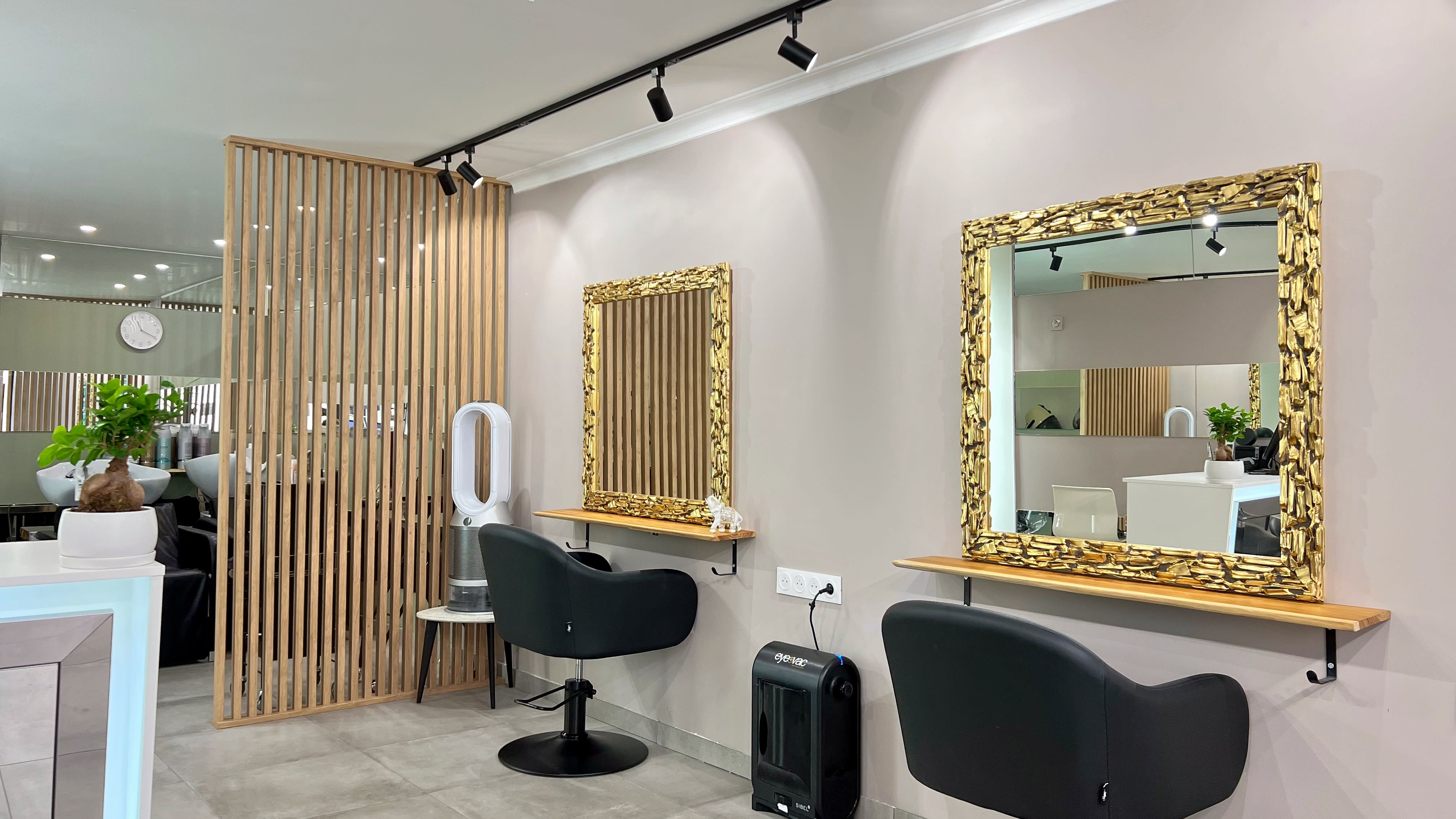 XL Salon - Coiffure Avignon - Photo de couverture - OneBooking