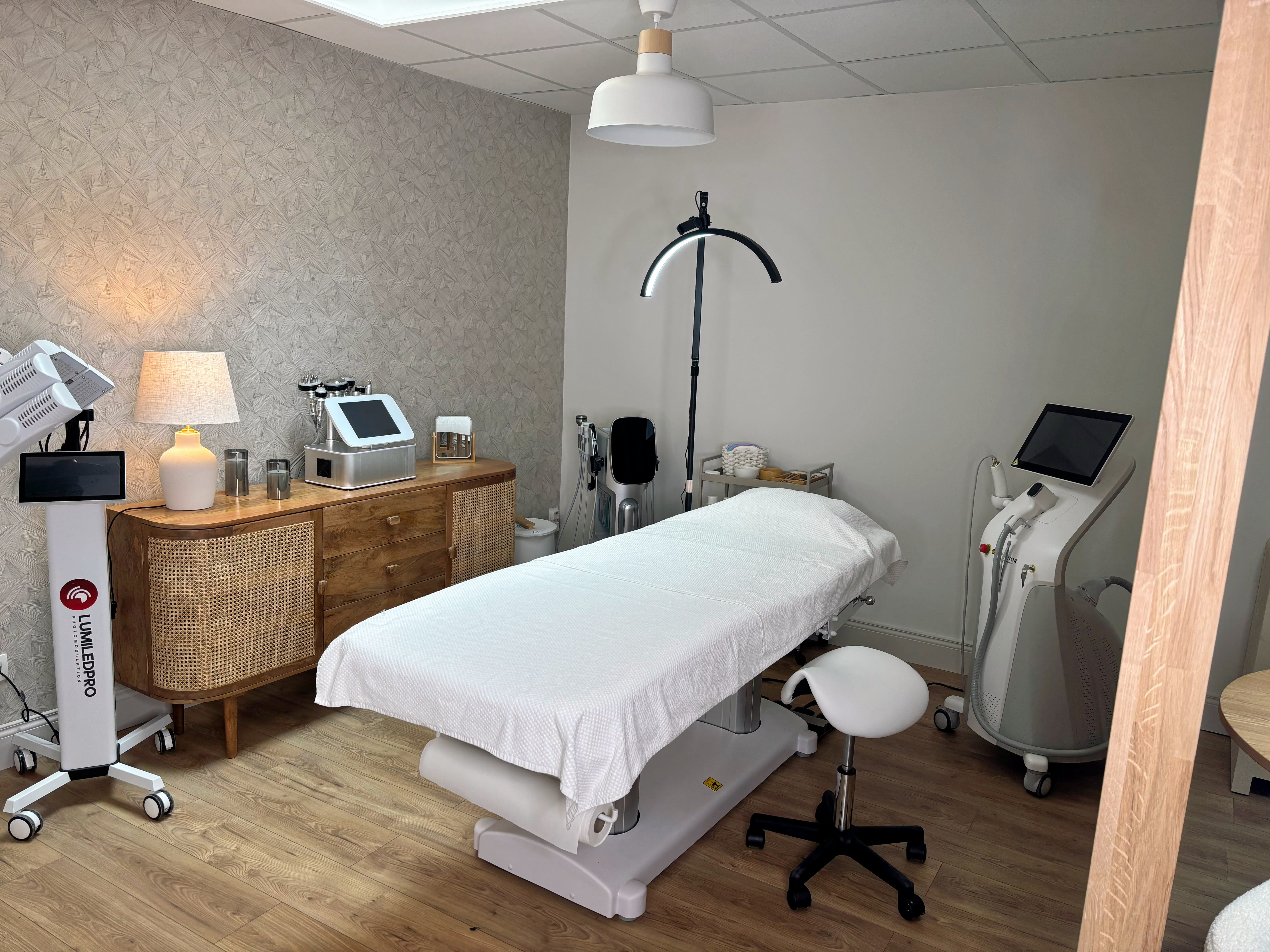 MELITYS - LASER - LED - HYDRALIFT - RADIOFREQUENCE