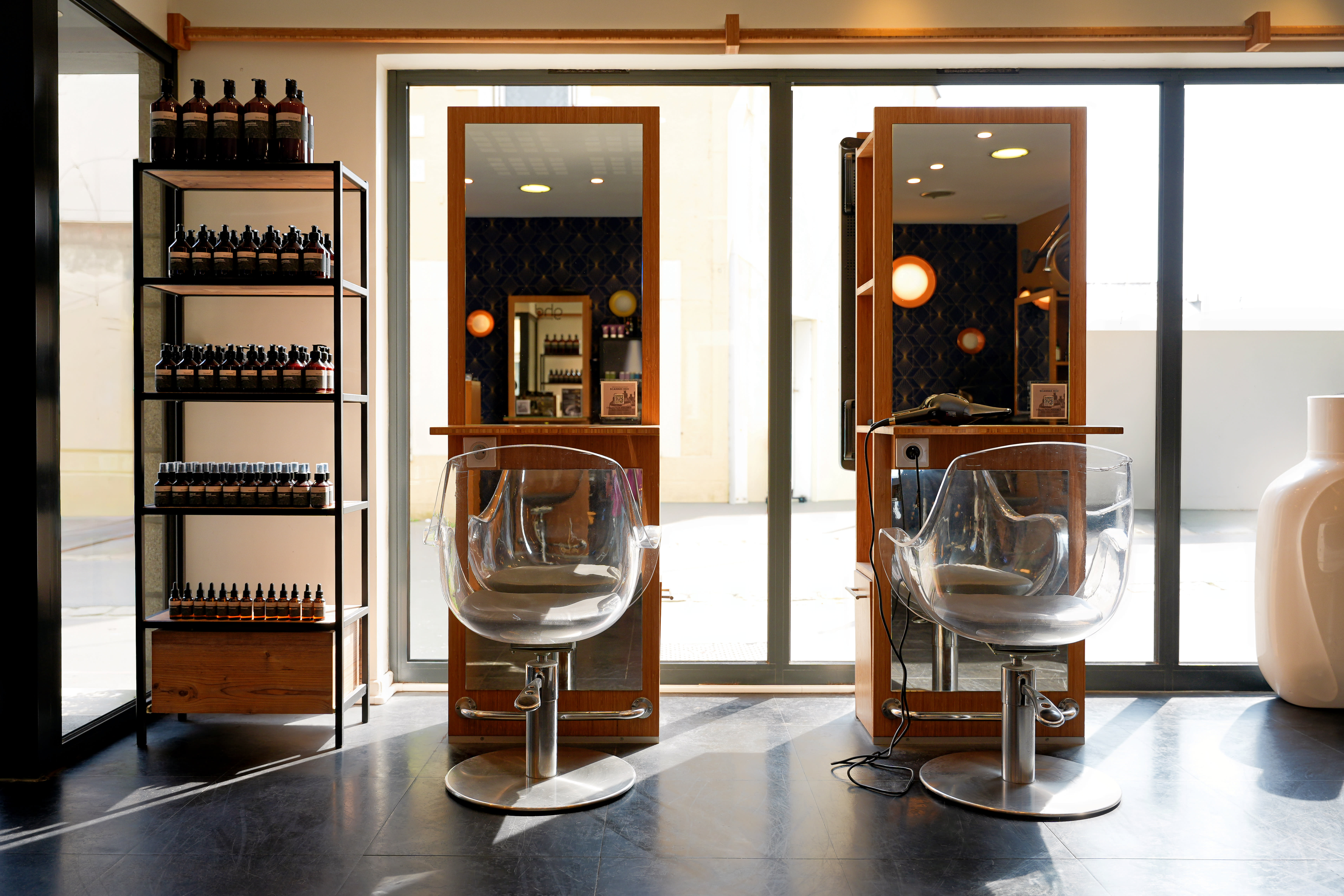 Square F - Champion du Monde de Coiffure | Coiffeur - Coloriste - Coiffure Nantes - Square F - Champion du Monde de Coiffure | Coiffeur - Coloriste - Photo Galerie - OneBooking